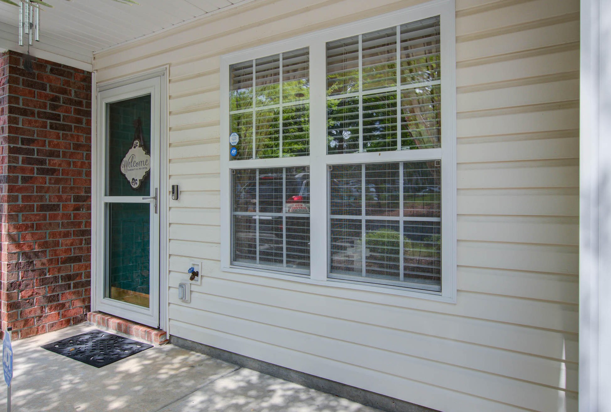 145 Darcy Ave, Charleston, SC 29445-6664