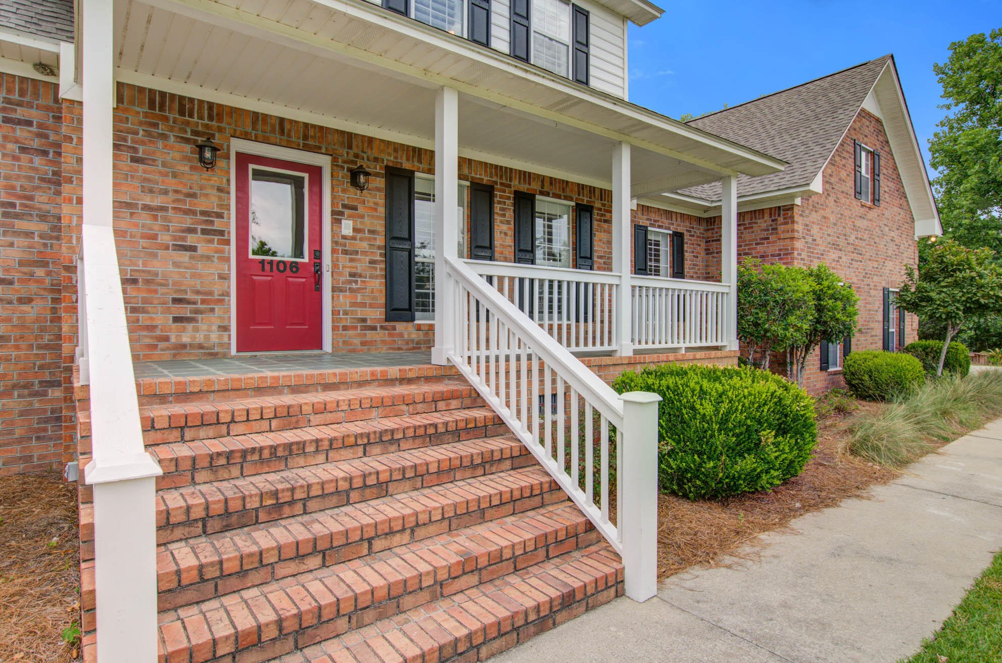 1106 Maplecrest Dr, Moncks Corner SC  29461-2951 exterior