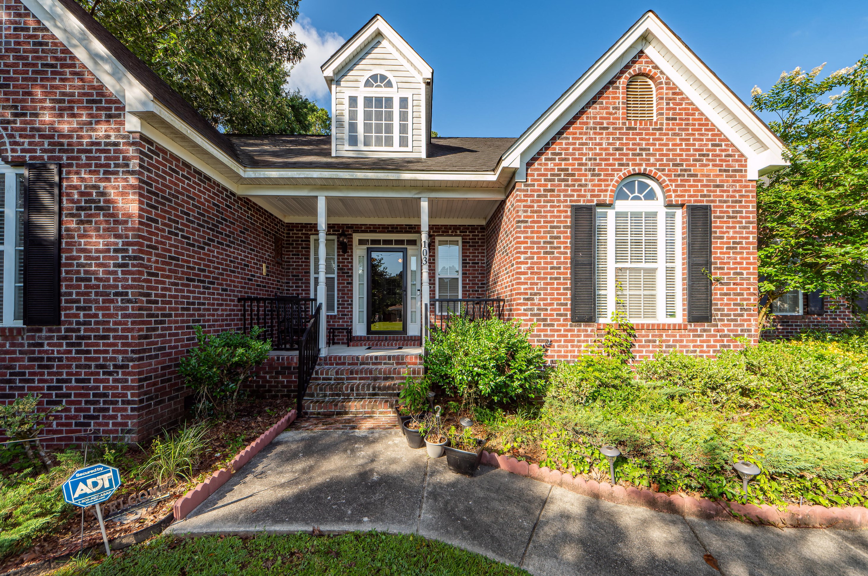 103 Azalea St, Ladson, SC 29456