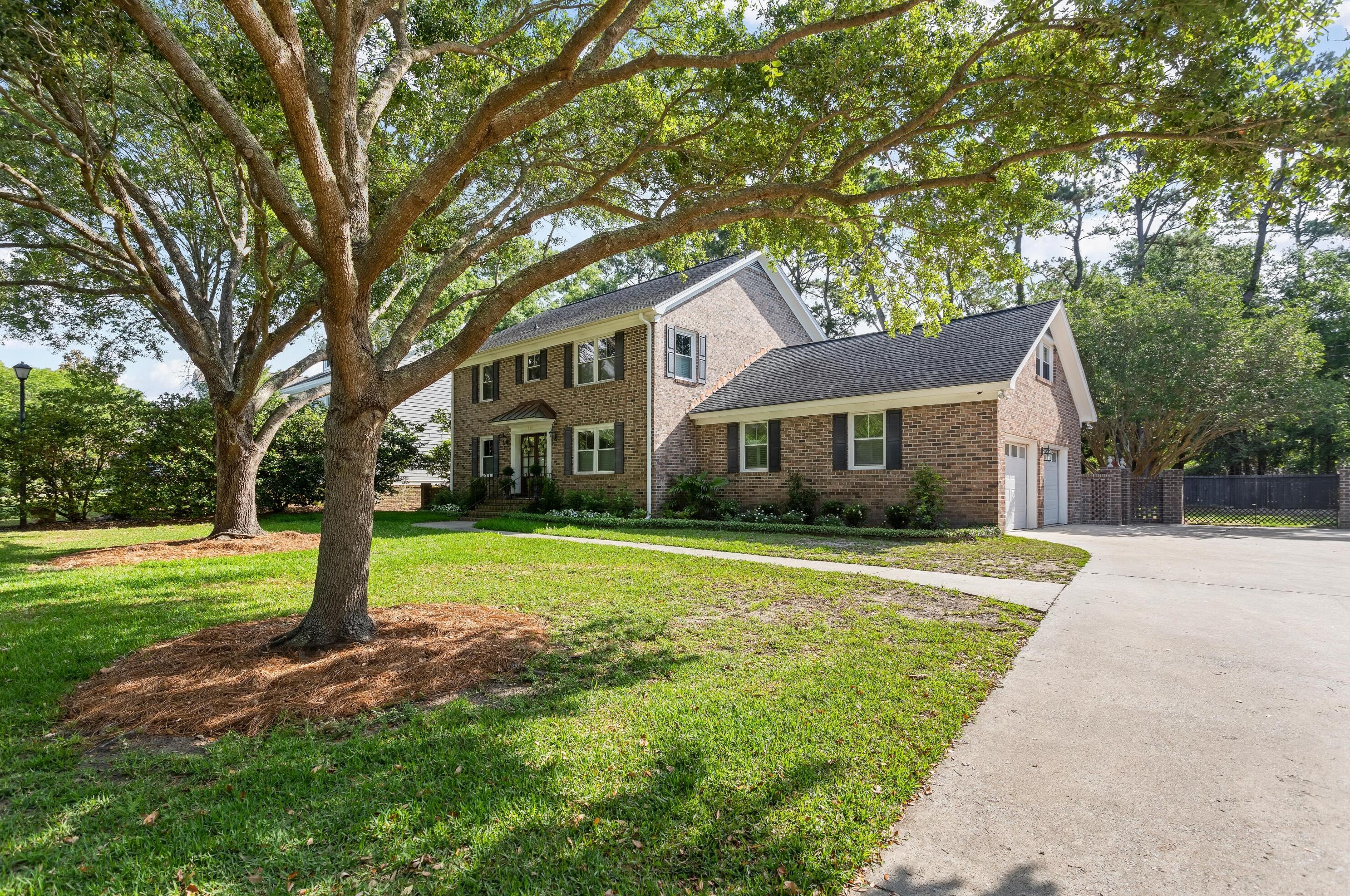 769 Creekside Dr, Mount Pleasant, SC 29464-3603