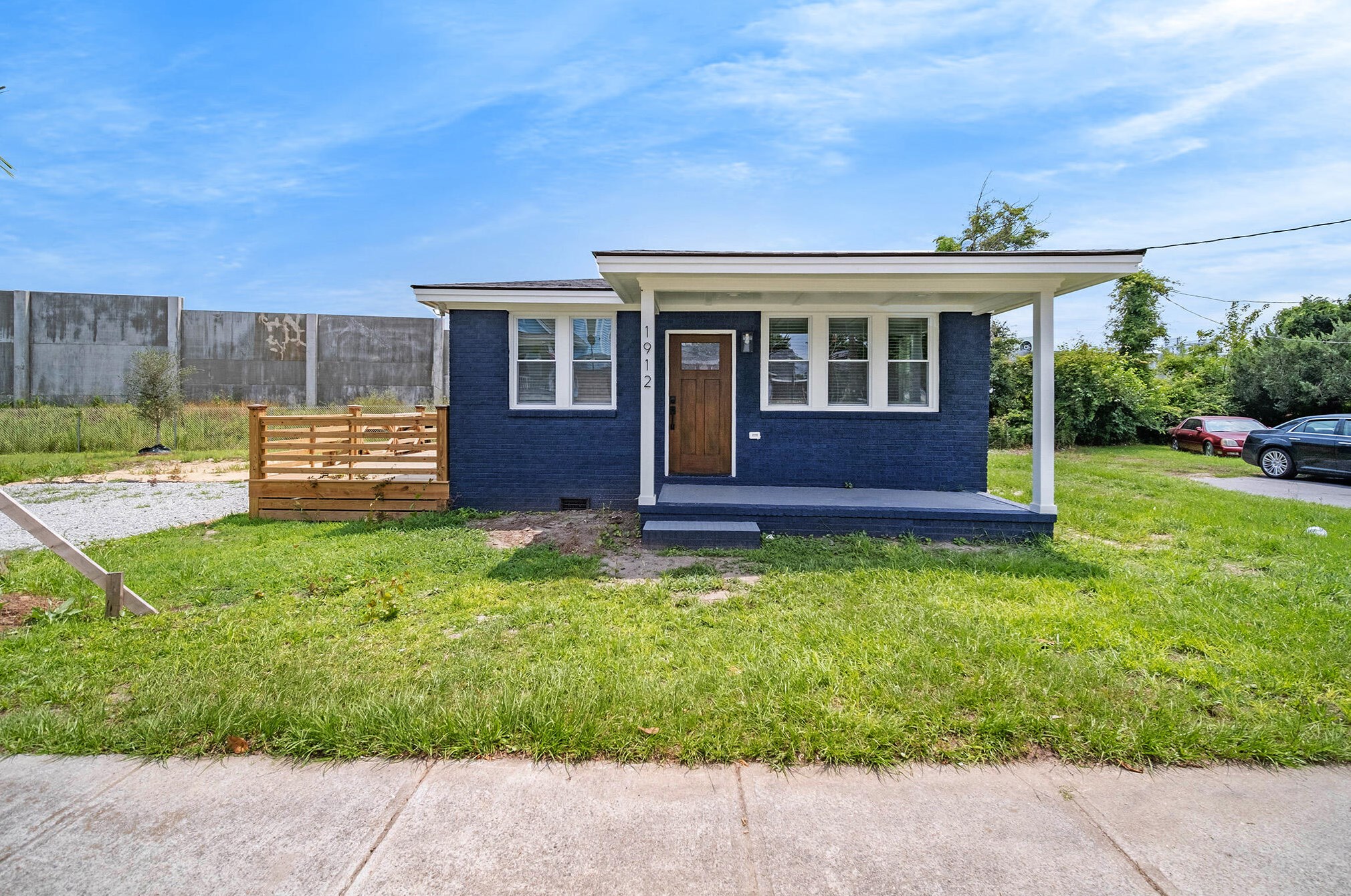 1912 Doscher Ave, Charleston, SC 29405