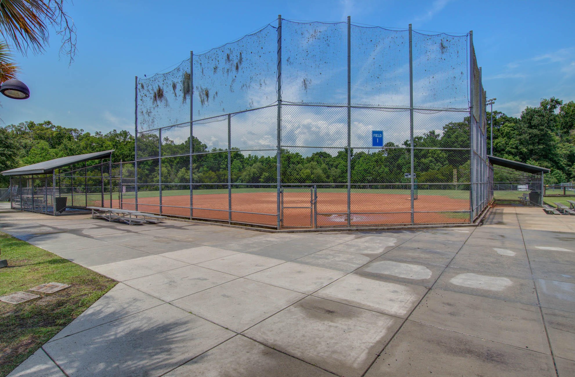 1470 Ashley Garden Blvd, Charleston SC  29414-9125 exterior