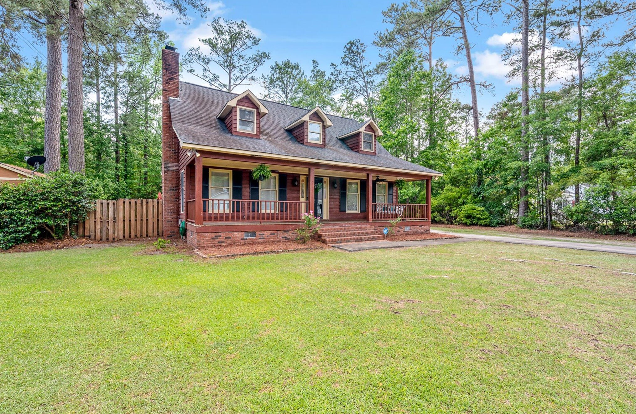 103 Fairview Ave, Walterboro, SC 29488