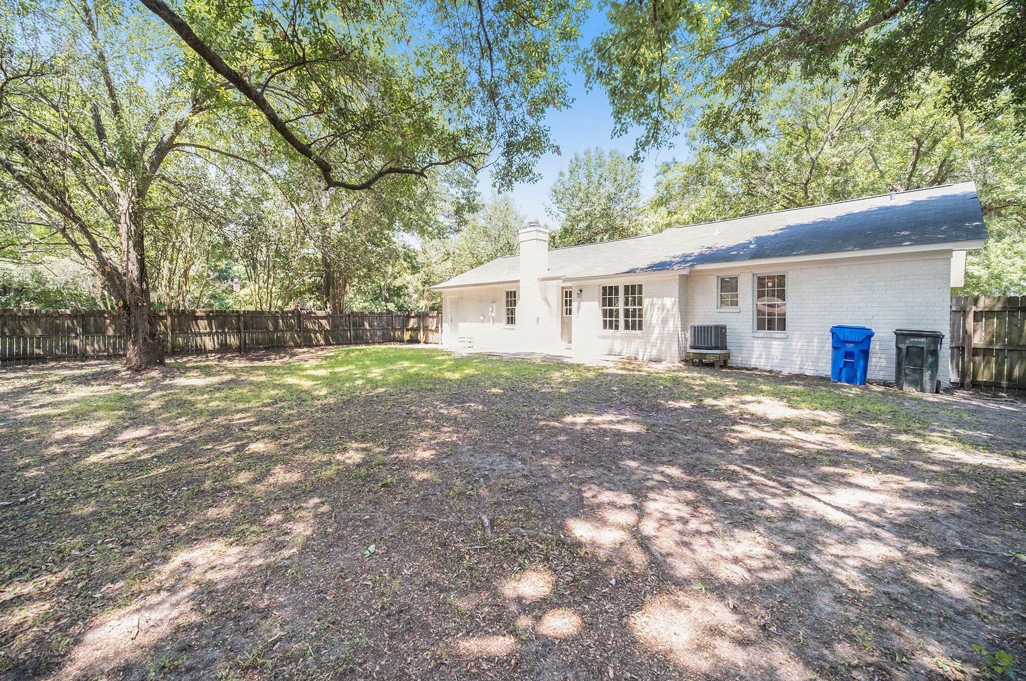 17 Paddlecreek Ave, Charleston SC  29412-2541 exterior