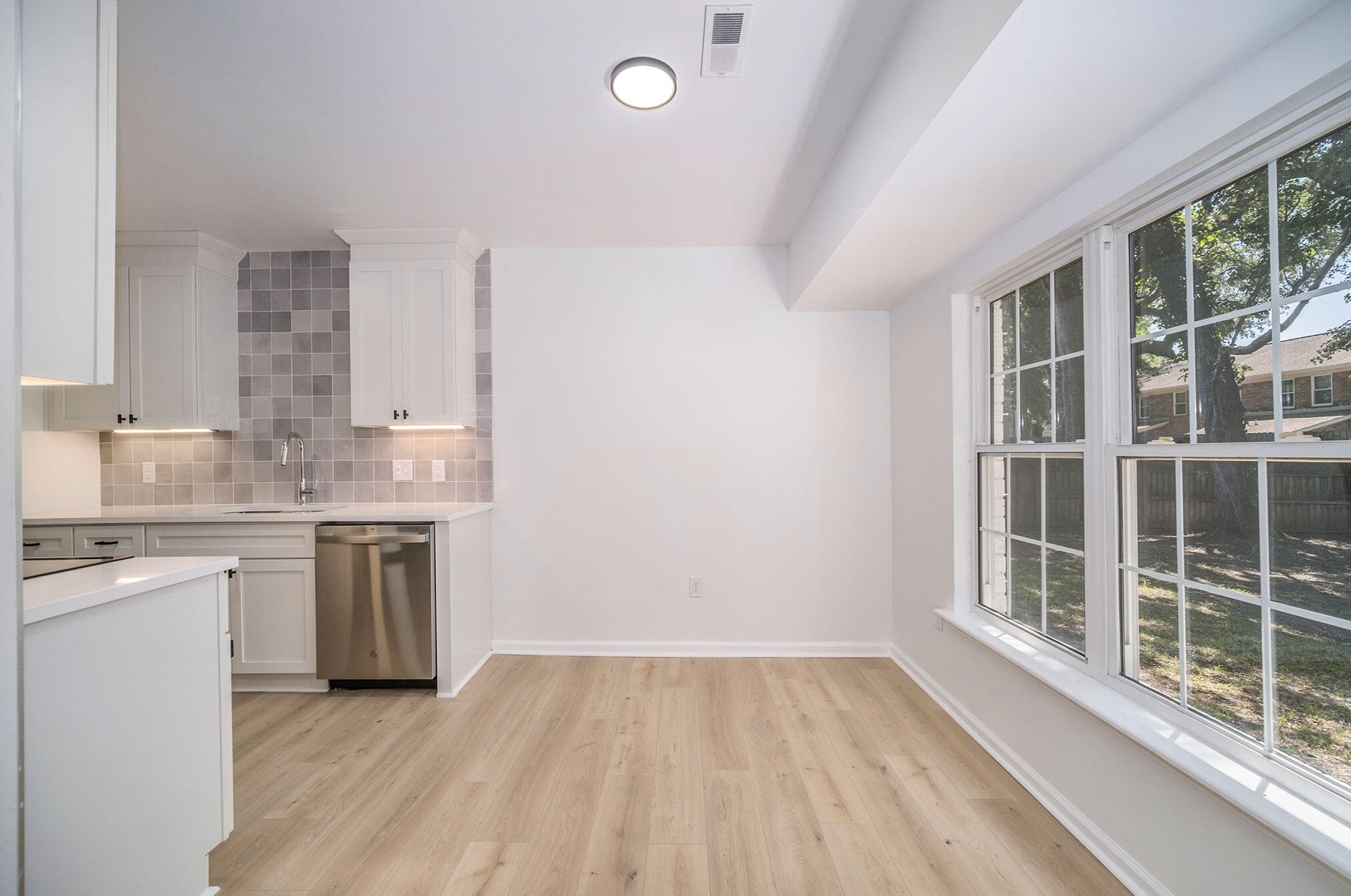17 Paddlecreek Ave, Charleston SC  29412-2541 exterior