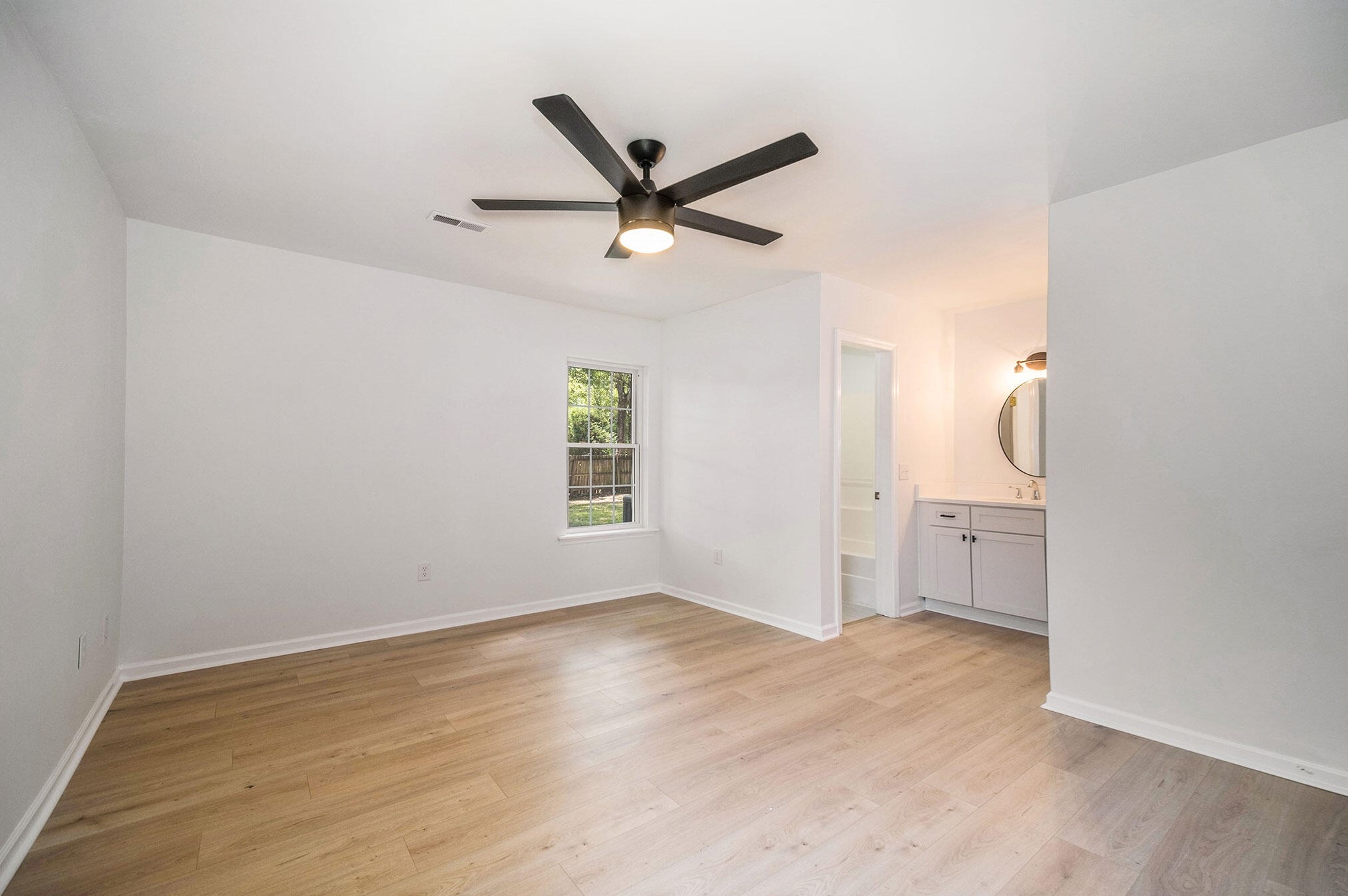 17 Paddlecreek Ave, Charleston SC  29412-2541 exterior