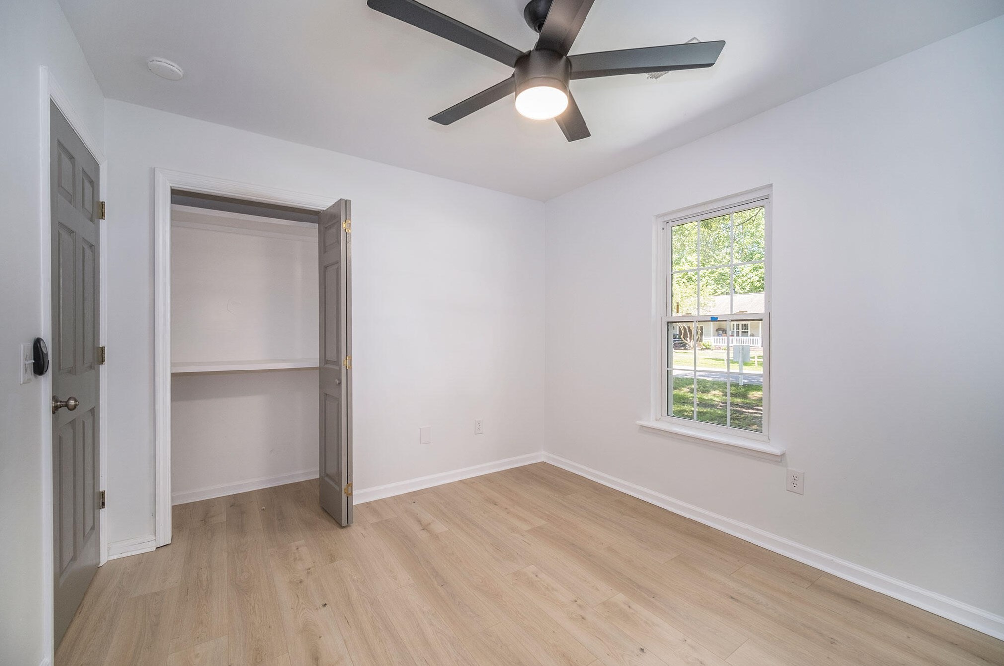 17 Paddlecreek Ave, Charleston SC  29412-2541 exterior