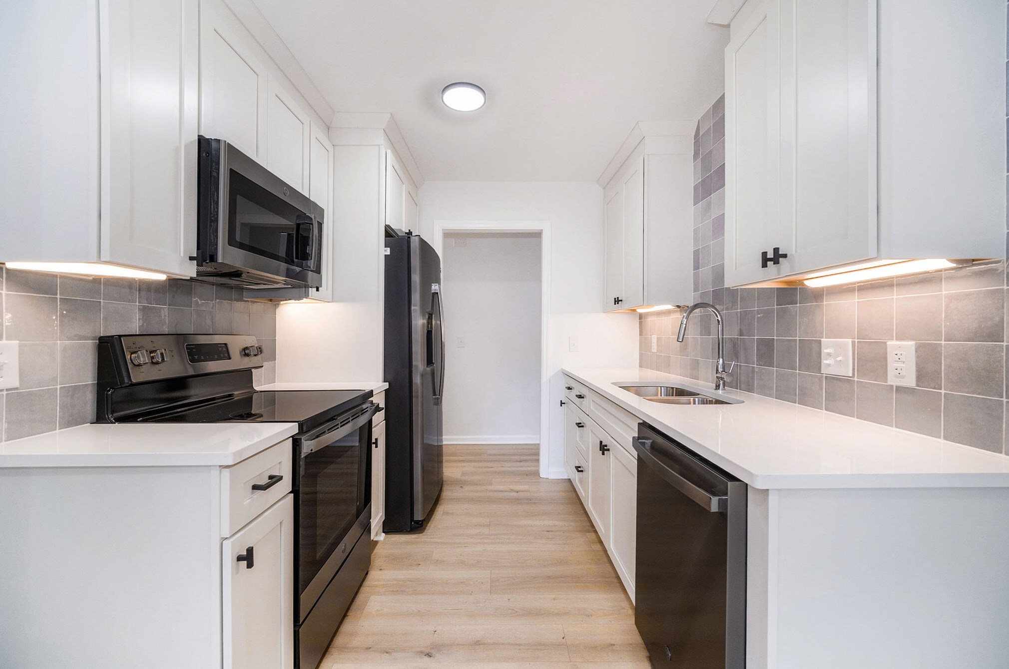 17 Paddlecreek Ave, Charleston SC  29412-2541 exterior
