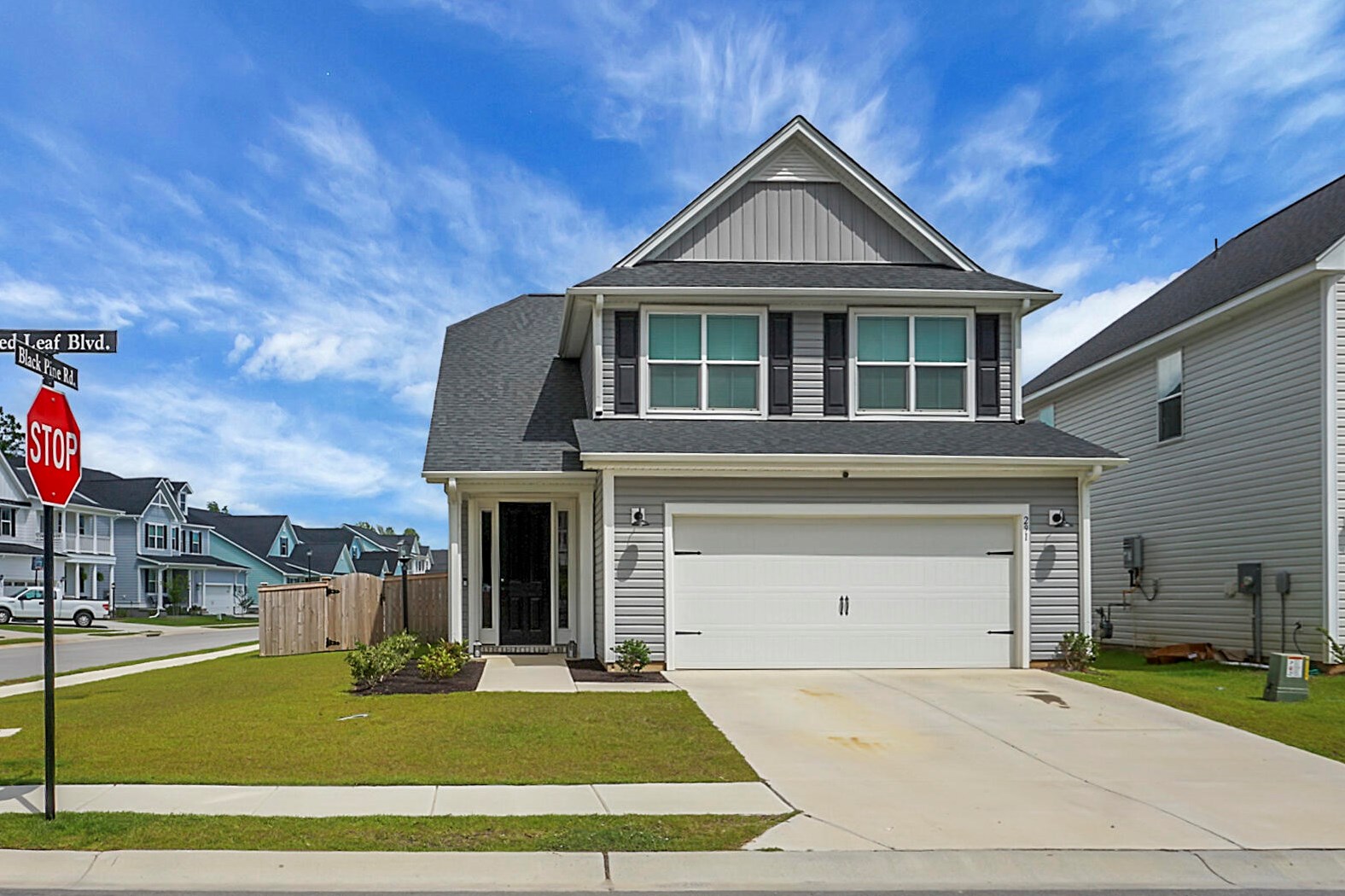 291 Red Leaf Blvd, Moncks Corner SC  29461-8881 exterior