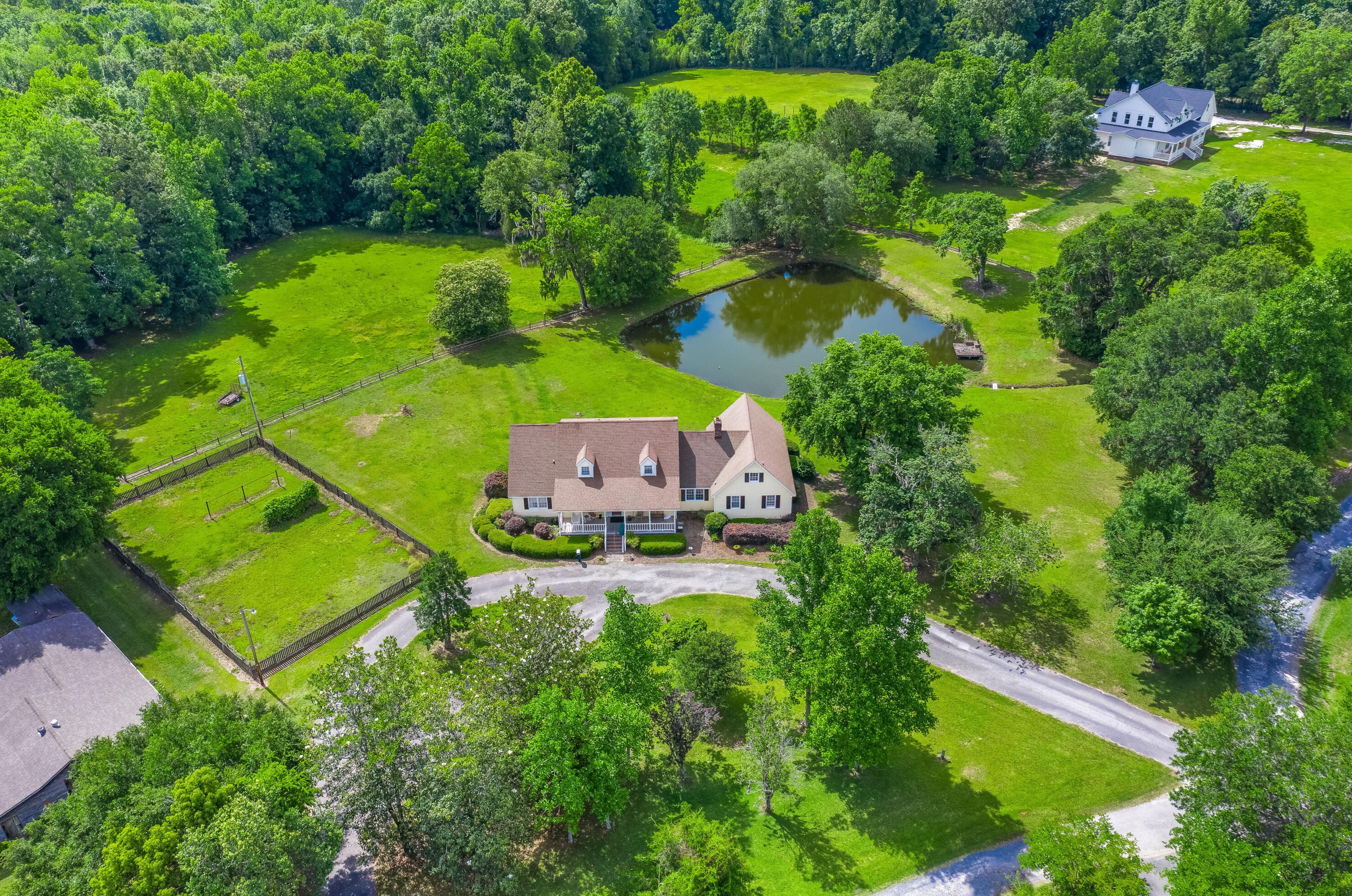 282 Dairy Farm Rd, Moncks Corner, SC 29461