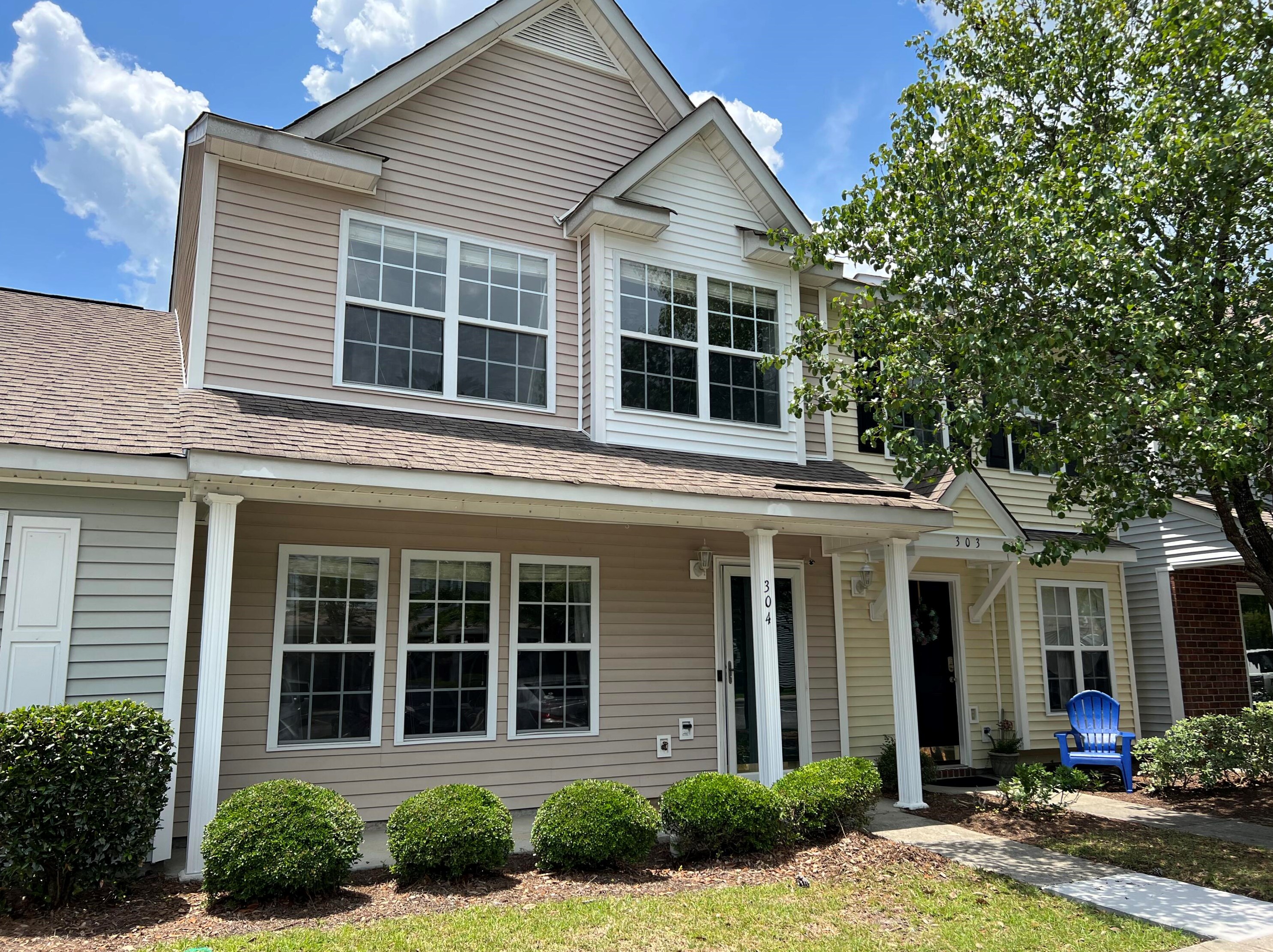304 Elm Hall Cir, Summerville, SC 29483