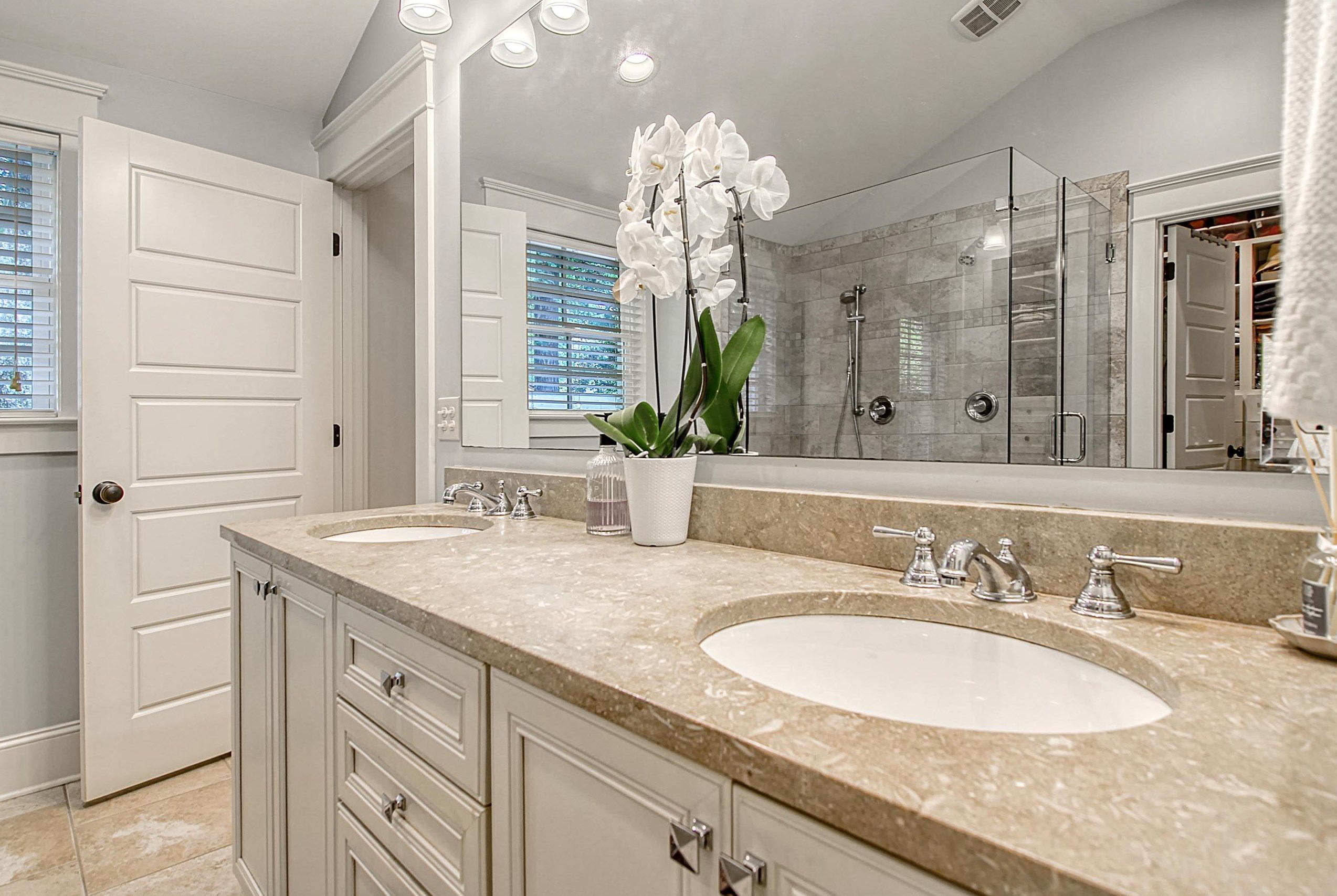 1972 Trinity Dr, Charleston SC  29407-3356 exterior