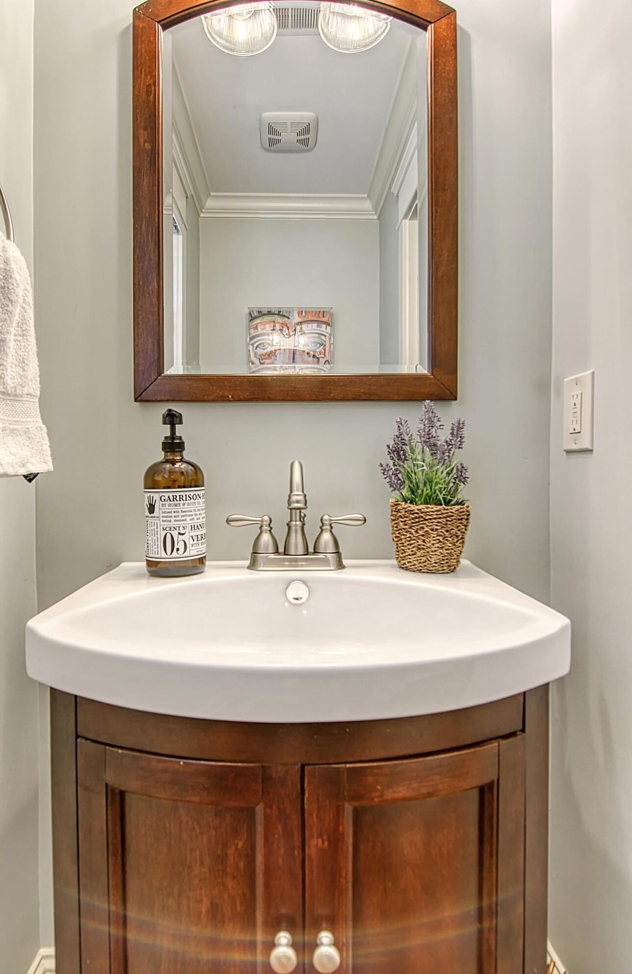 1972 Trinity Dr, Charleston SC  29407-3356 exterior