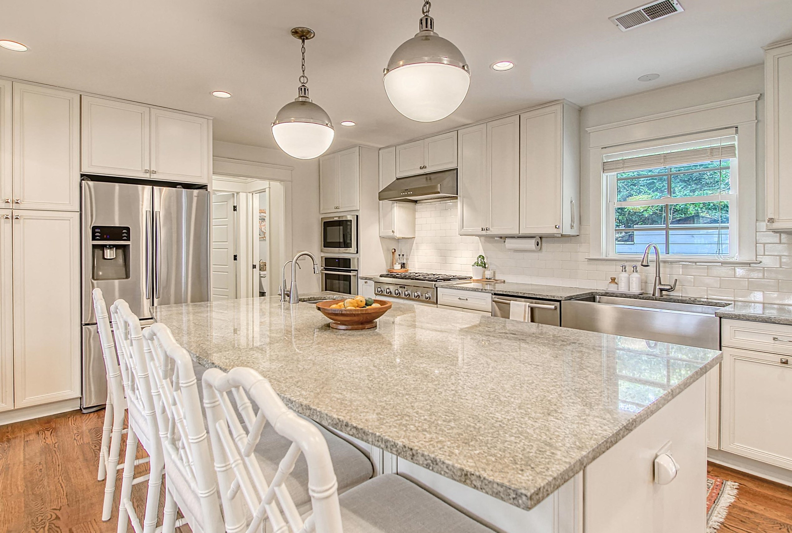 1972 Trinity Dr, Charleston SC  29407-3356 exterior
