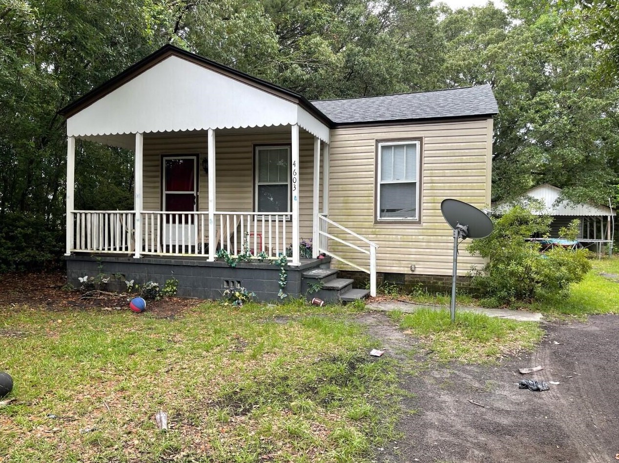 4603 Ada Ave, Charleston, SC 29405-7264