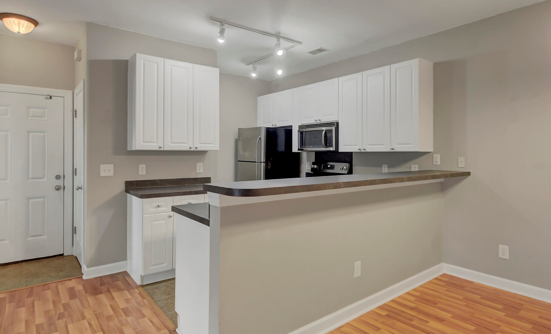 502 Elgin Ct, Charleston SC 29414-9097 exterior