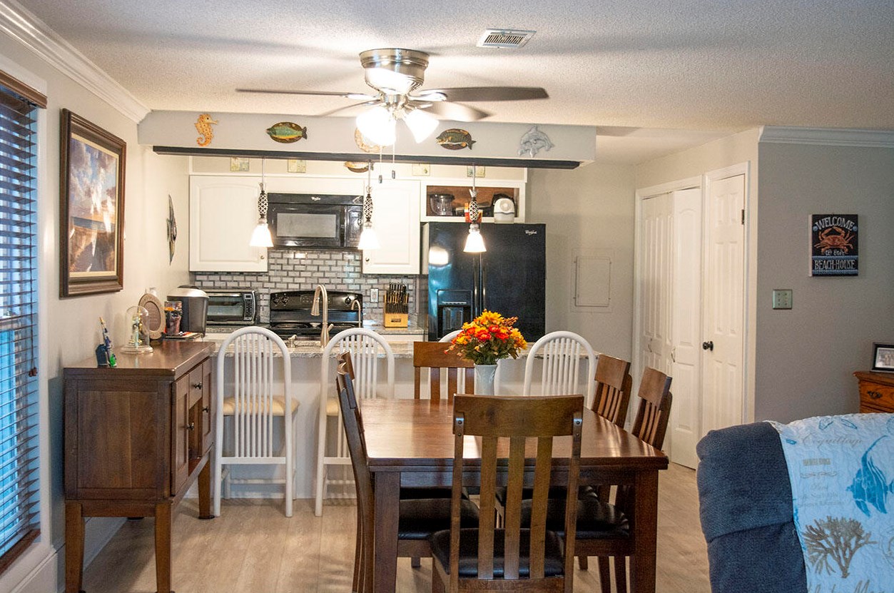 253 Sea Cloud Cir, Edisto, SC 29438-3622