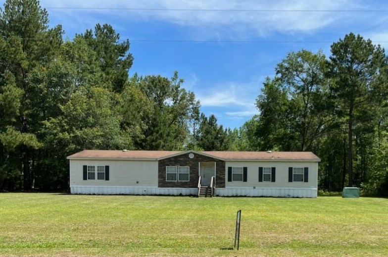 4986 Wire Rd, Reevesville, SC 29471