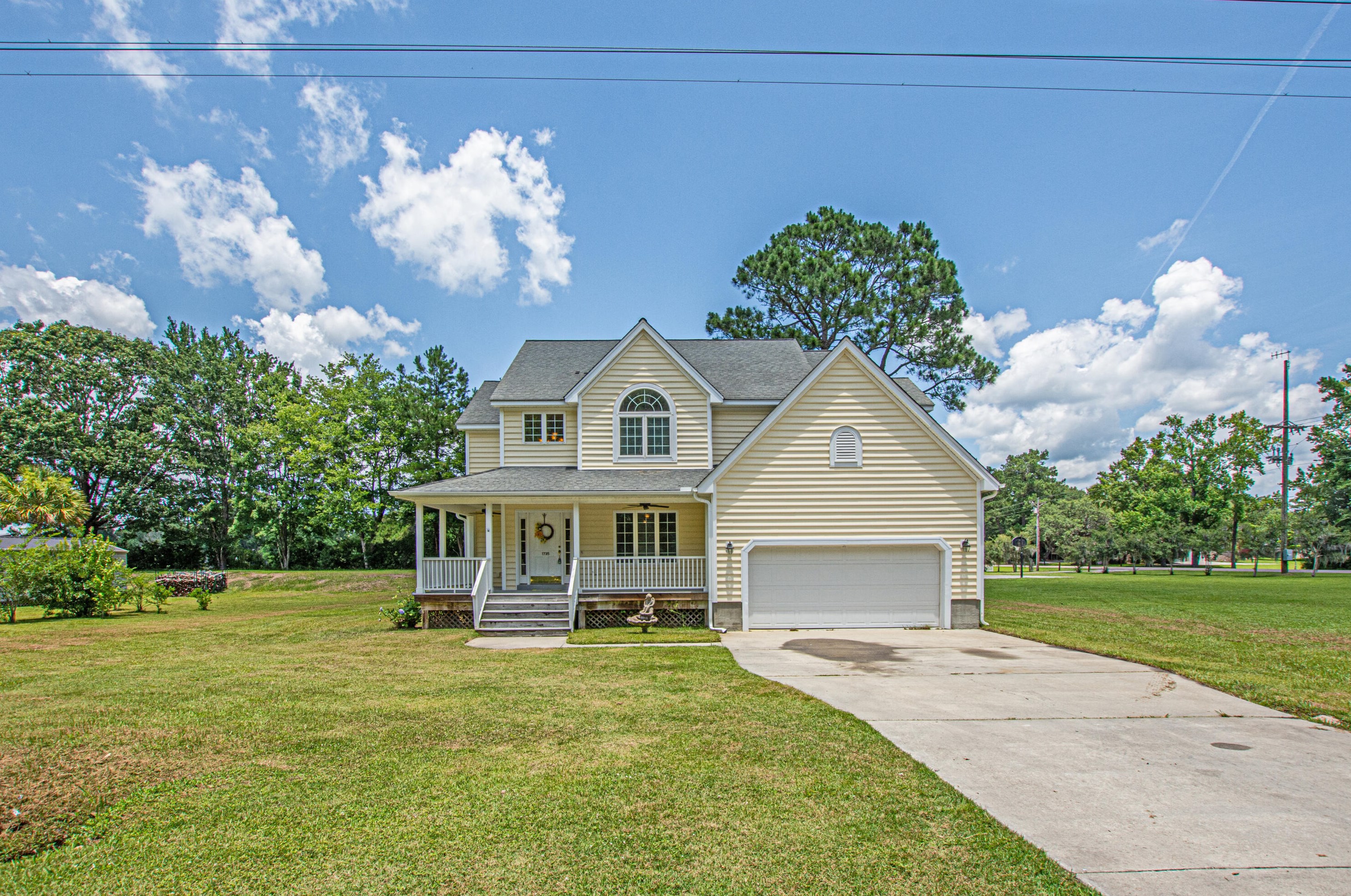 1735 Pimlico Blvd, Moncks Corner, SC 29461
