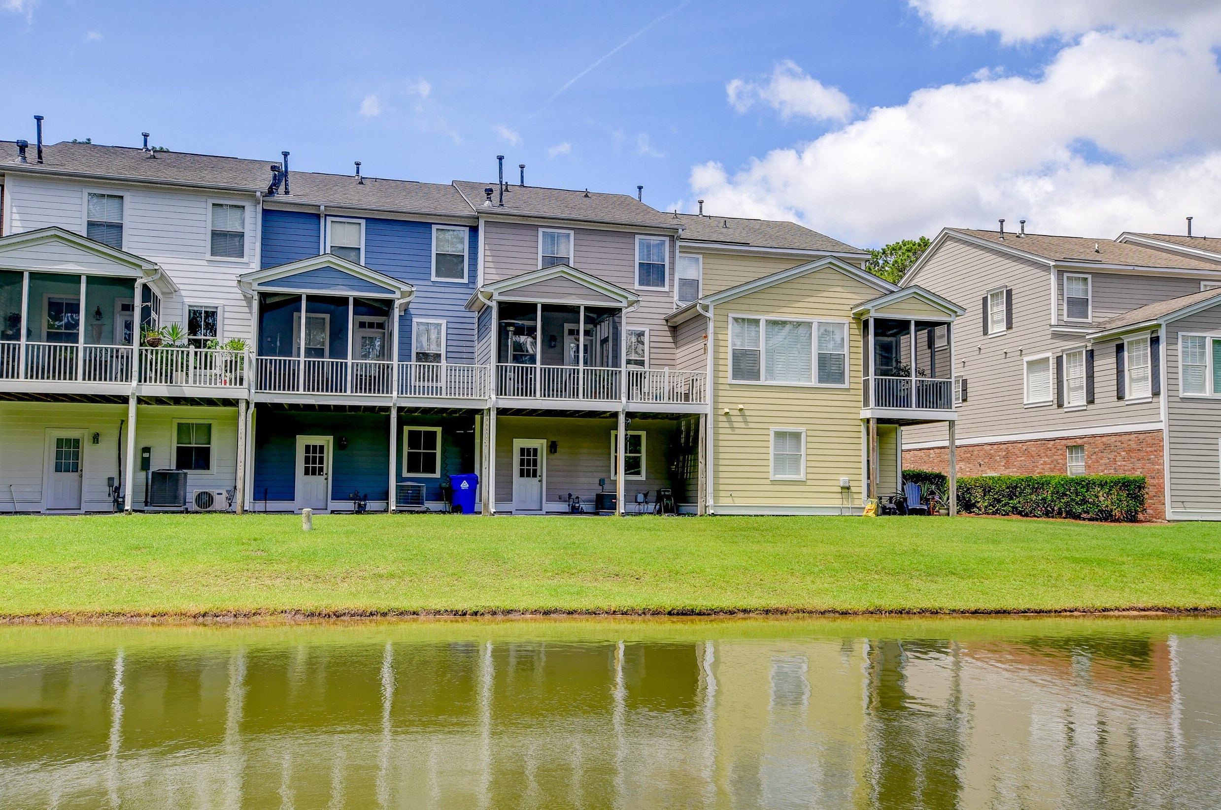 160 Fair Sailing Rd, Mount Pleasant, SC 29466