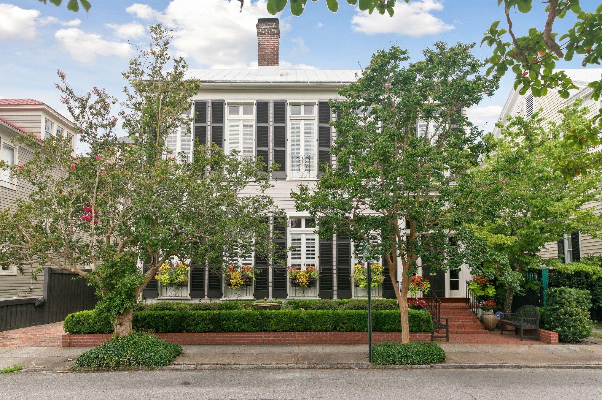 93 Lenwood Blvd, Charleston, SC 29401-2338