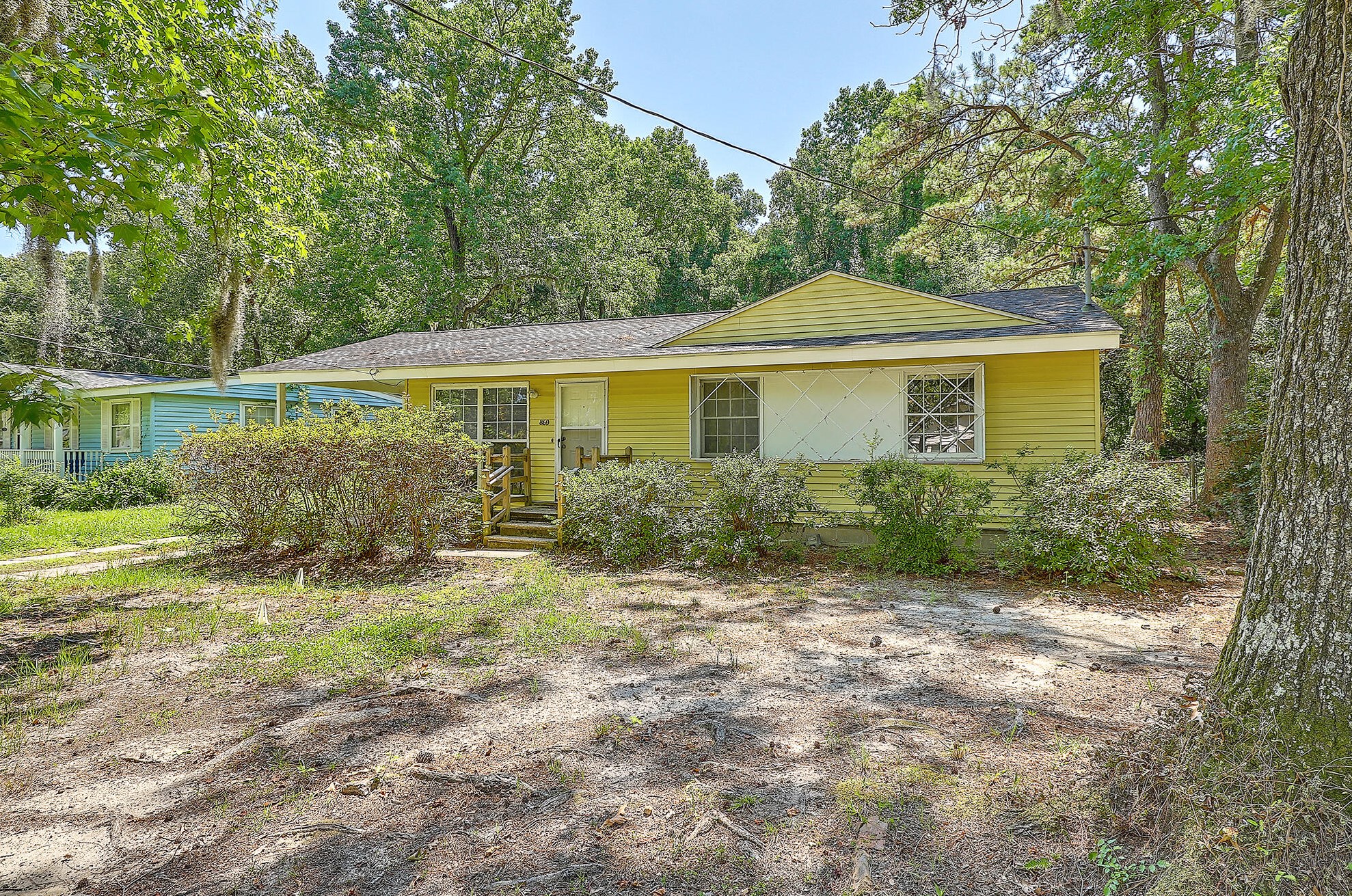 860 Savage Rd, Charleston, SC 29414-5651