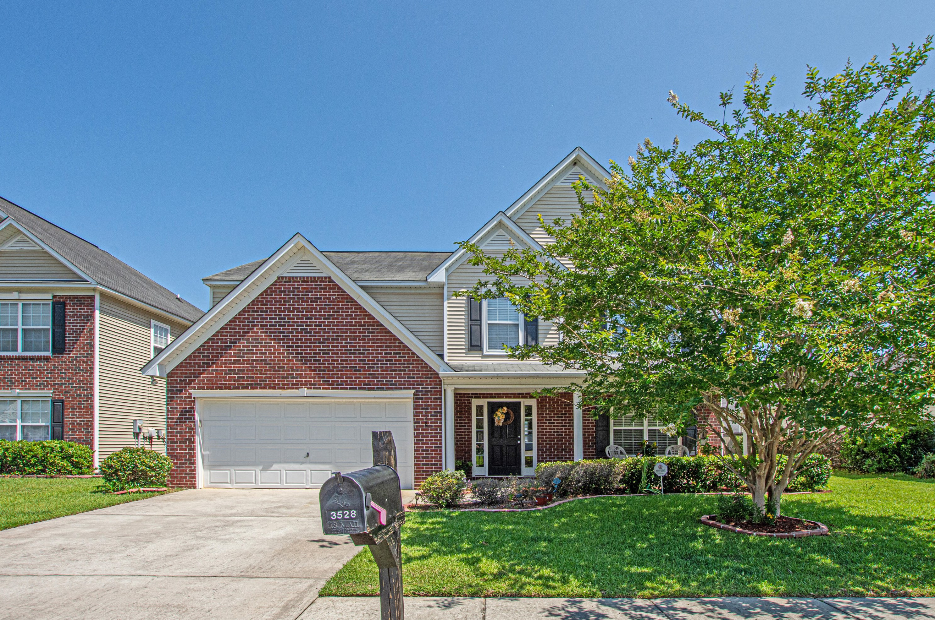 3528 Galaxy Rd, Ladson, SC 29456