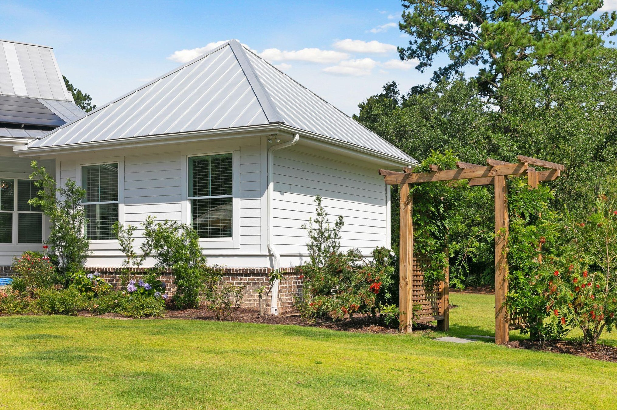 3001 Bushy Park Rd, Moncks Corner SC  29461-6480 exterior