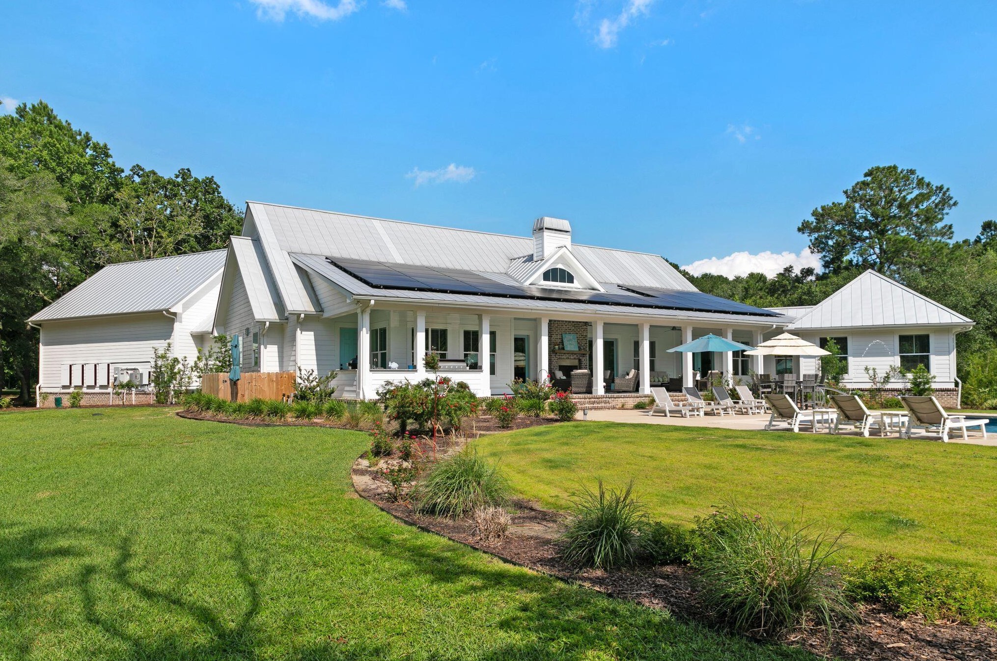 3001 Bushy Park Rd, Moncks Corner SC  29461-6480 exterior