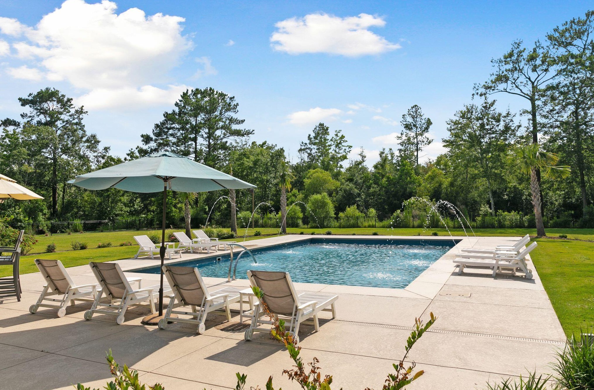 3001 Bushy Park Rd, Moncks Corner SC  29461-6480 exterior