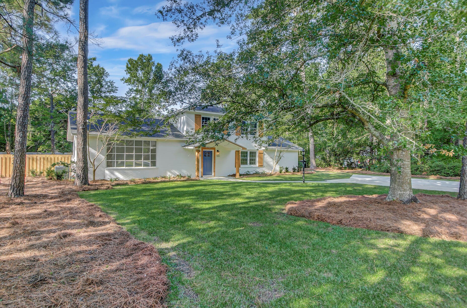 113 Reynolds Rd, Summerville SC  29483-4026 exterior
