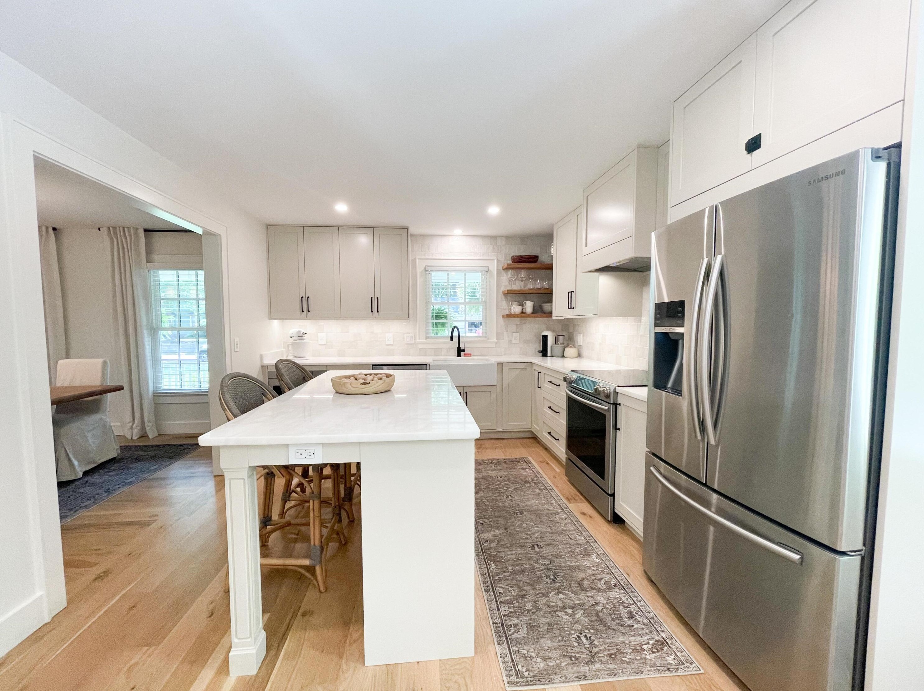 891 Law Ln, Mount Pleasant, SC 29464