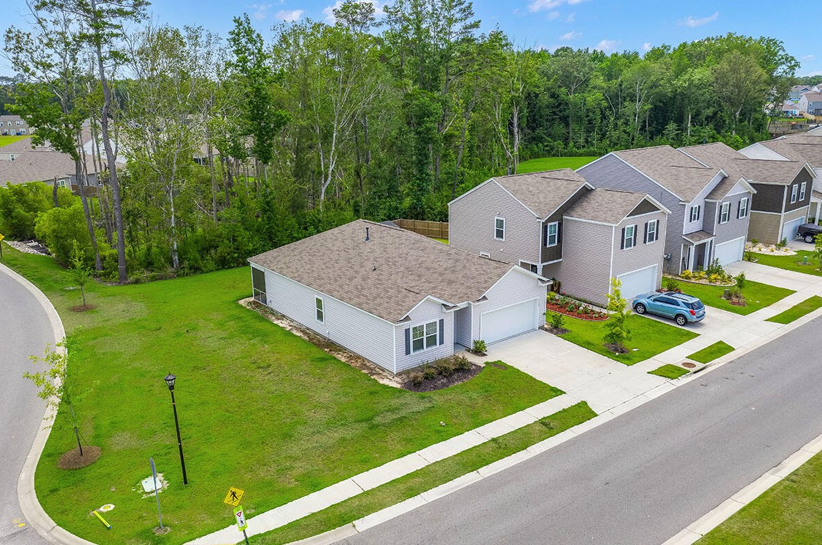 9781 Roseberry St, Ladson, SC 29456