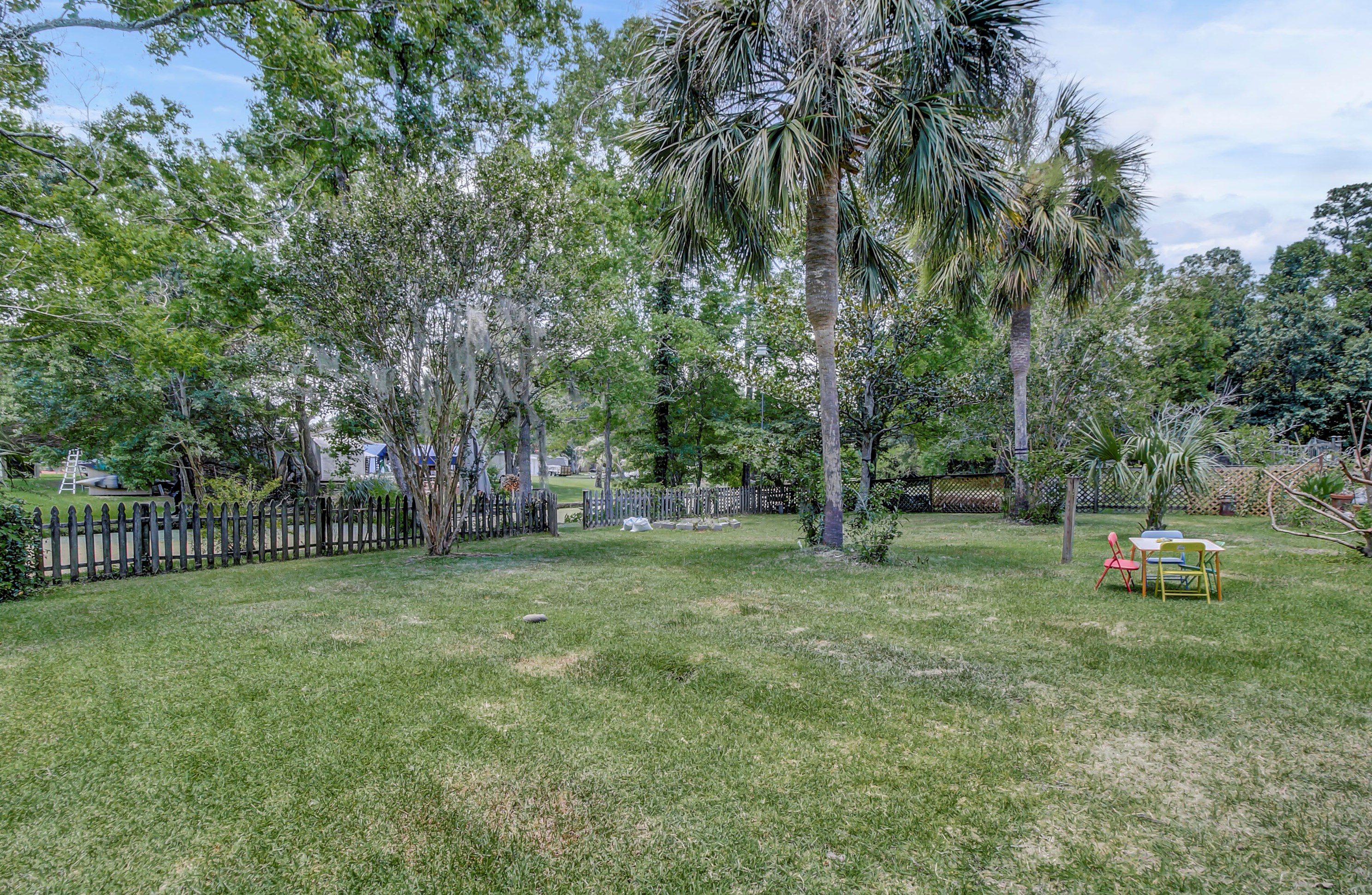 1954 Fruitwood Ave, Charleston SC  29414-6223 exterior