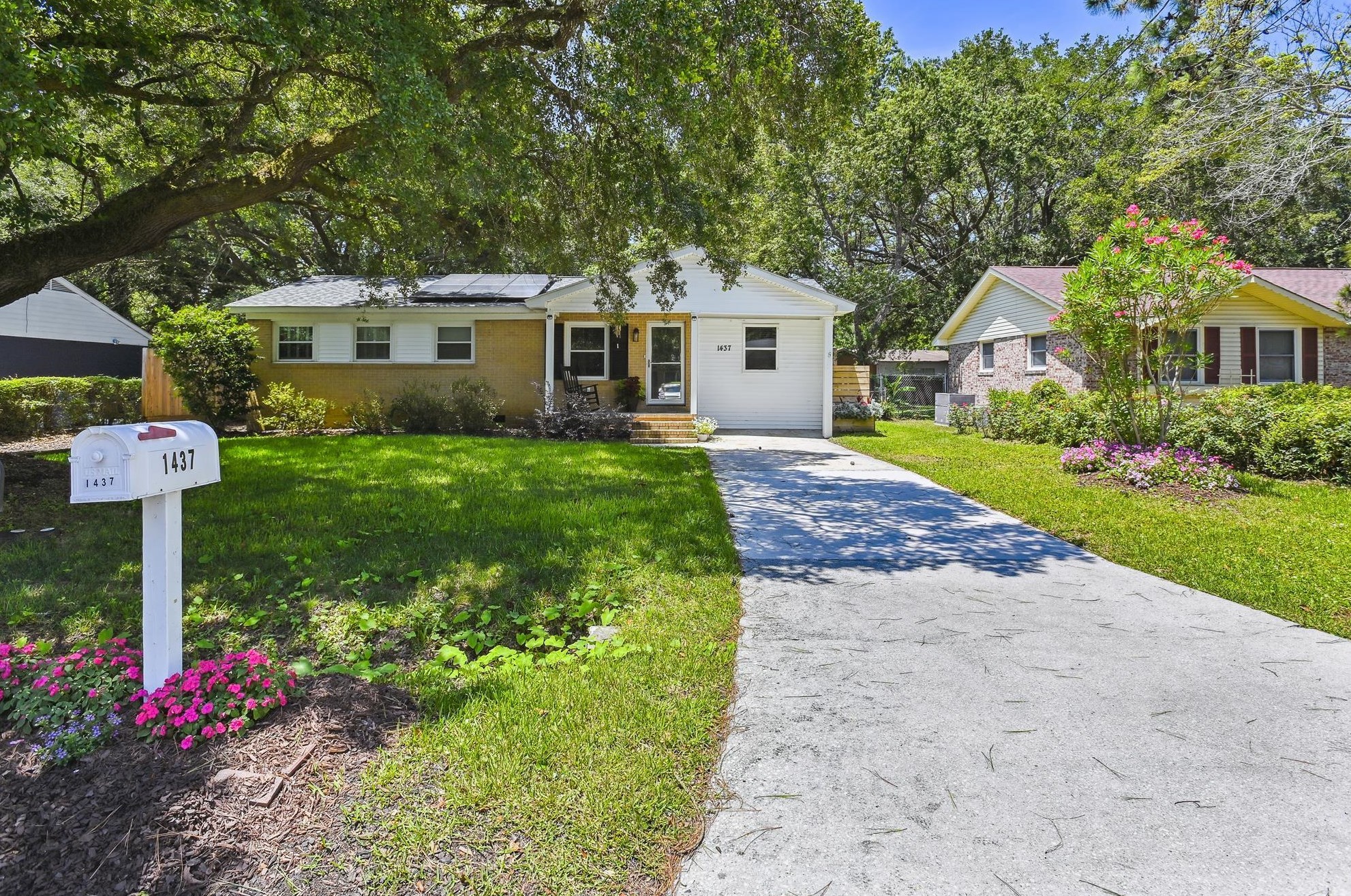 1437 Westway Dr, Charleston, SC 29412-8129