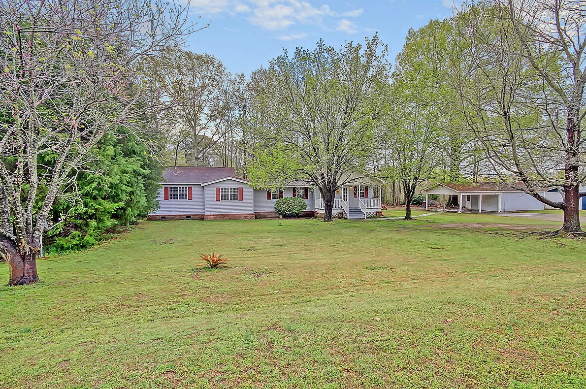 209 Irick St, Eutawville, SC 29048