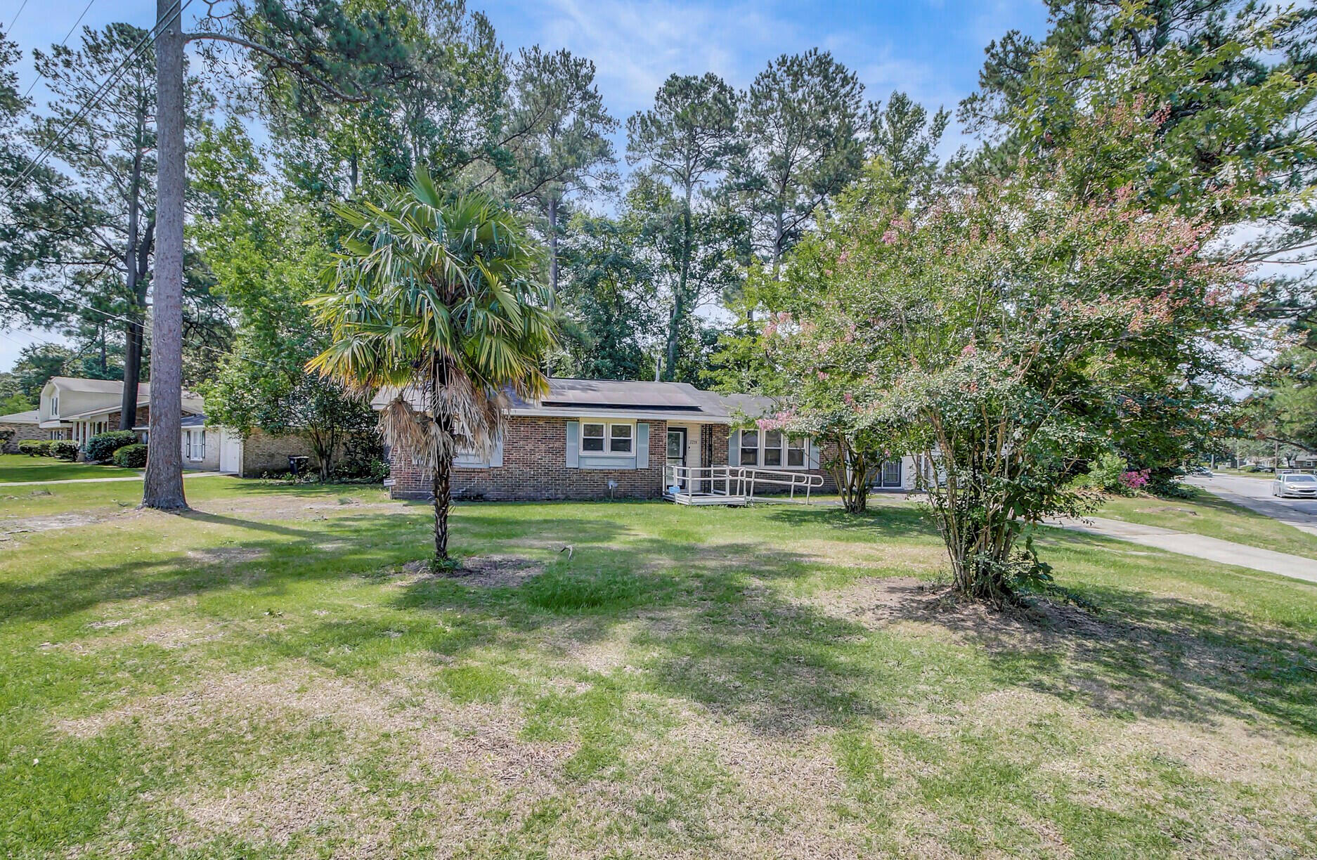 7759 Barclay Ave, Charleston, SC 29418-3207