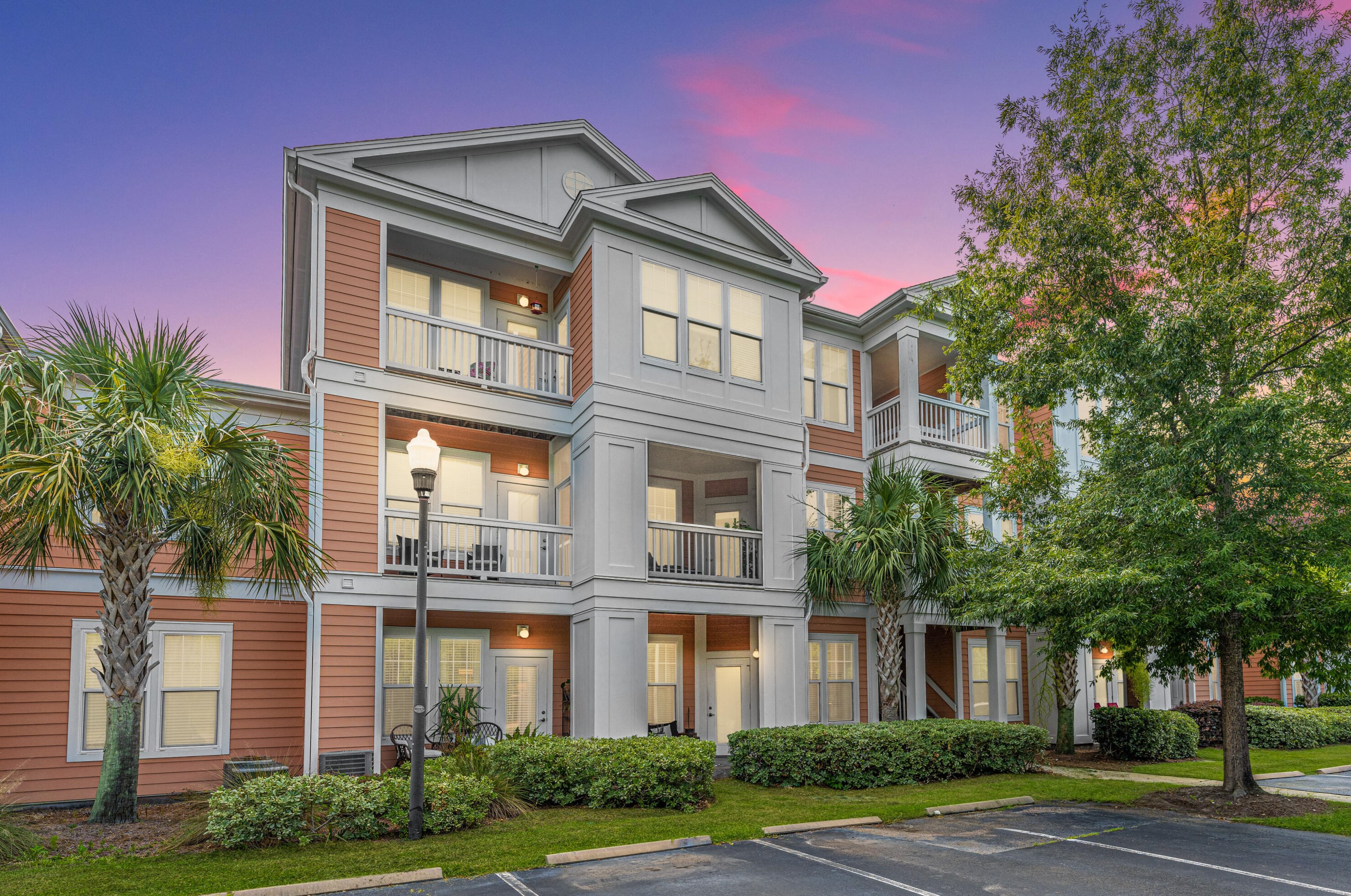 1613 Chatelain Way, Mount Pleasant, SC 29464