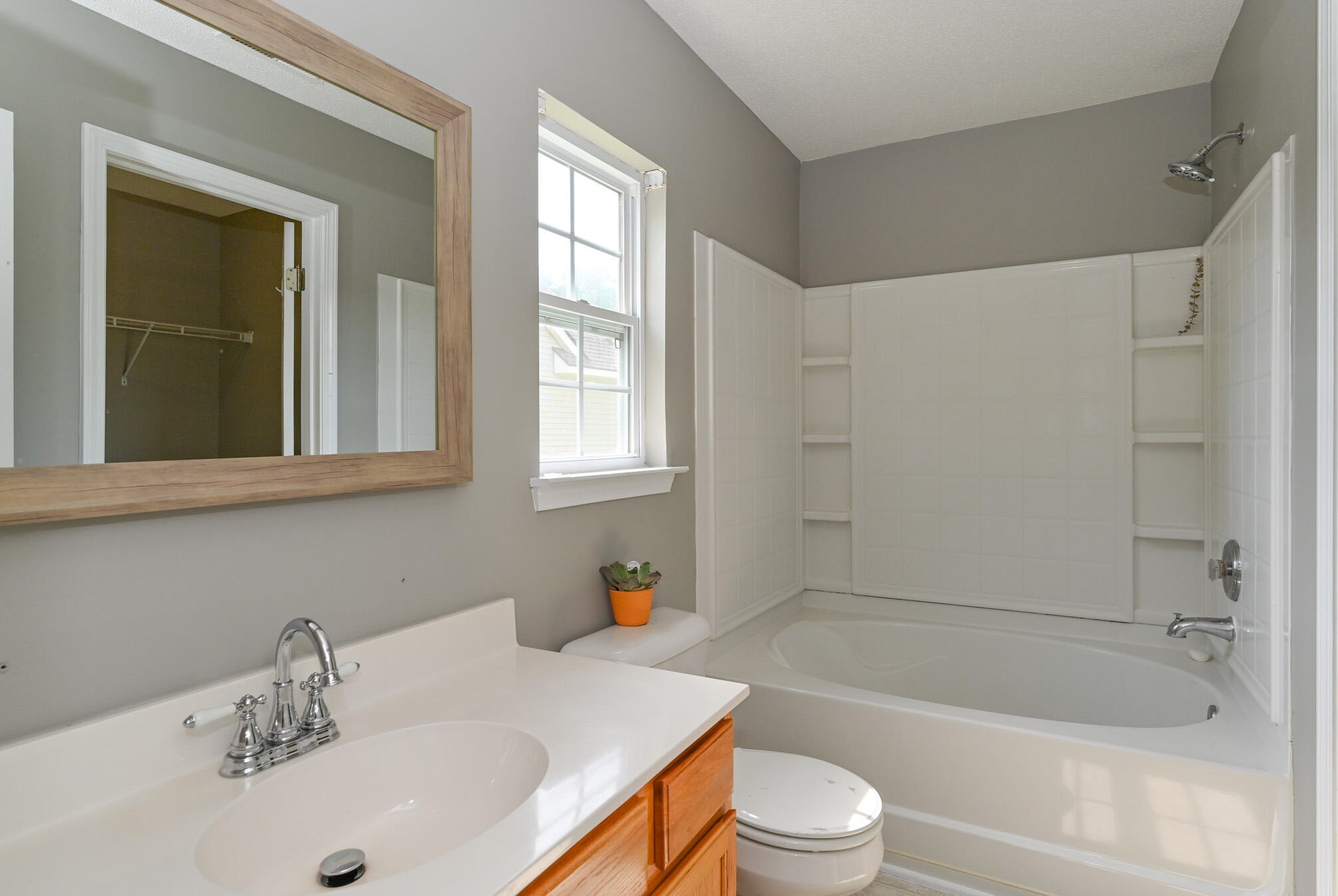 323 Slow Ml Dr, Charleston SC 29445-9641 exterior