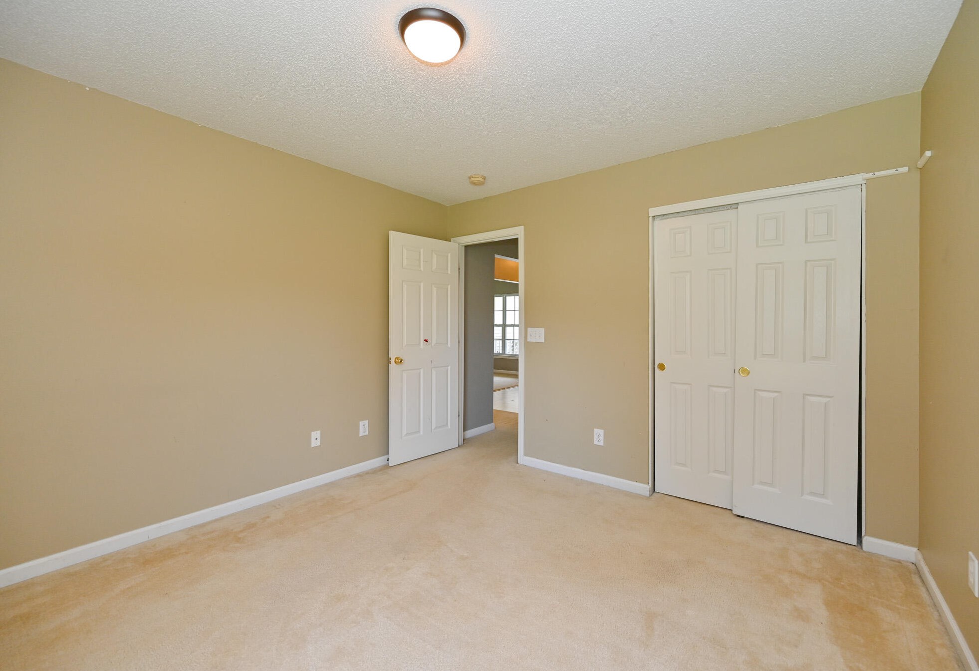 323 Slow Ml Dr, Charleston SC 29445-9641 exterior