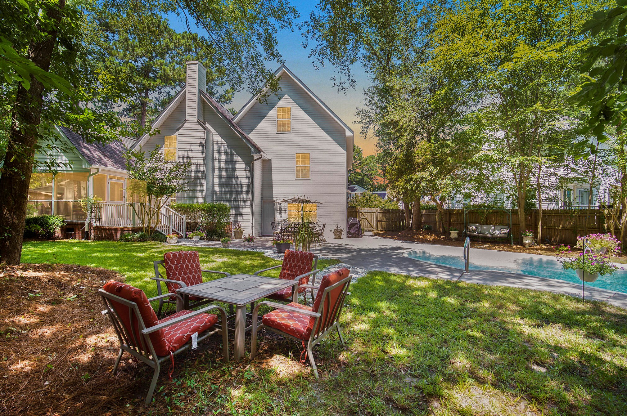 310 Edinburgh St, Summerville, SC 29483-5235