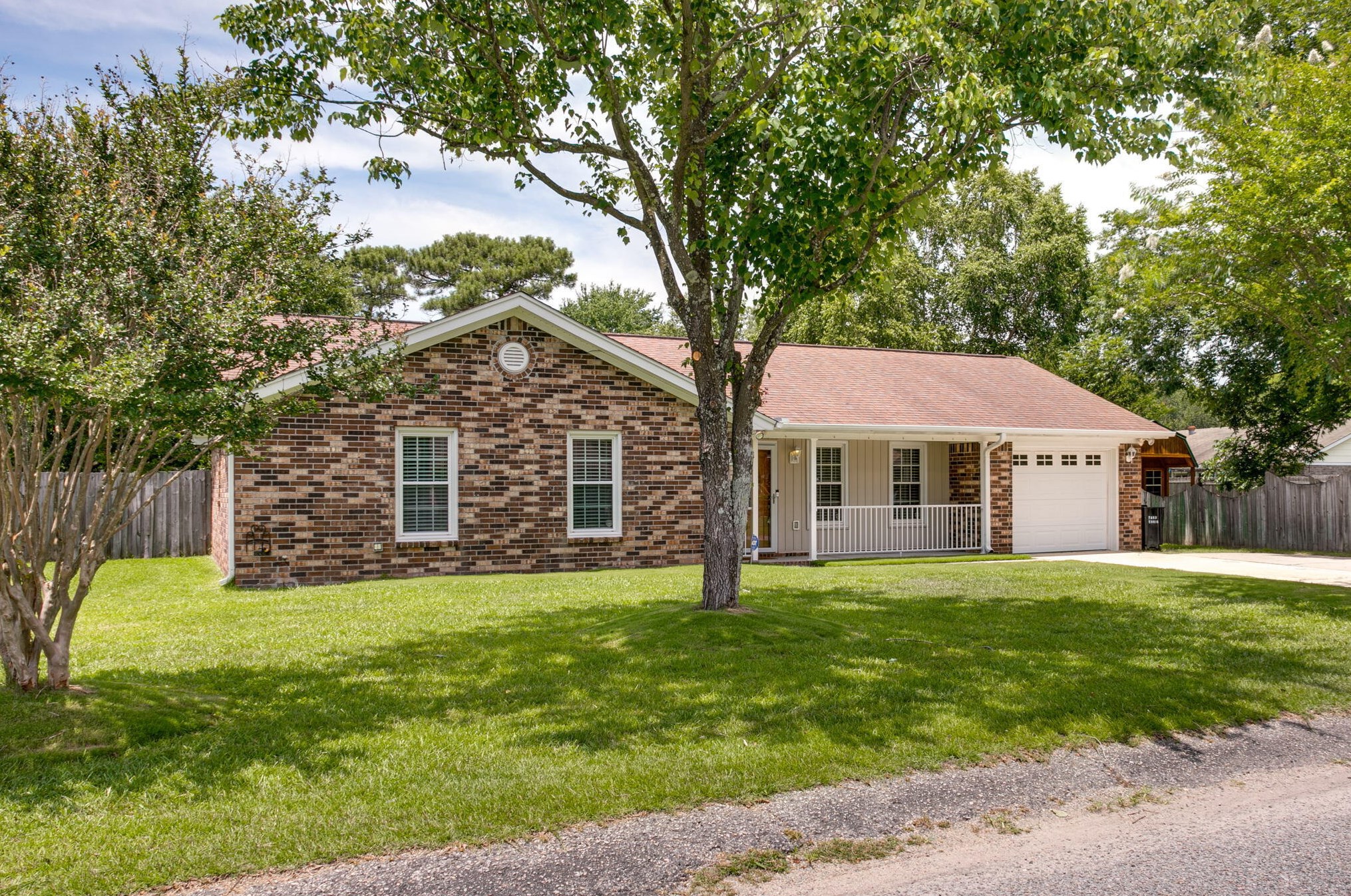 139 Marion Rd, Summerville, SC 29483-1968