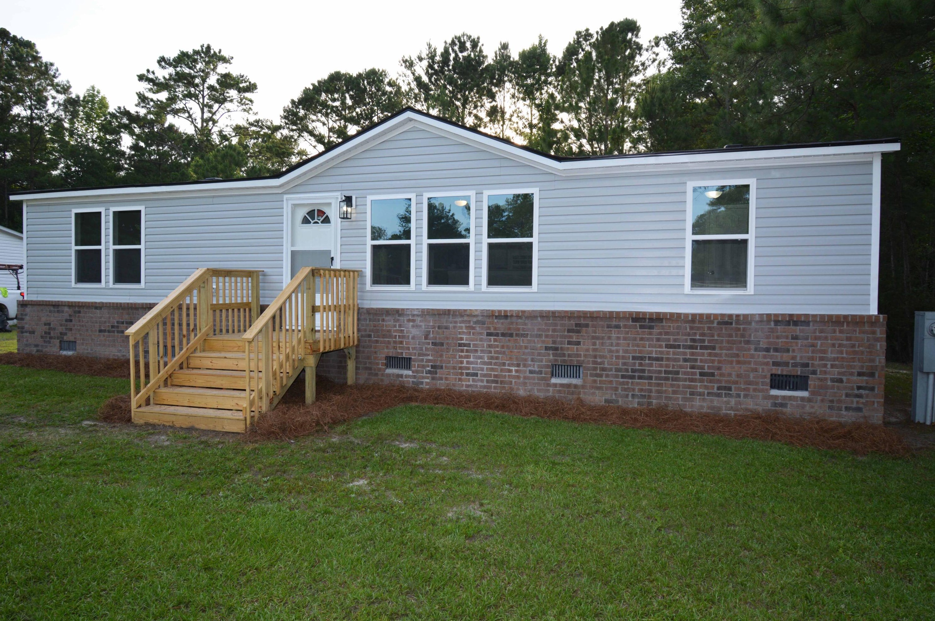 227 Swanson Dr, Summerville, SC 29483-4546