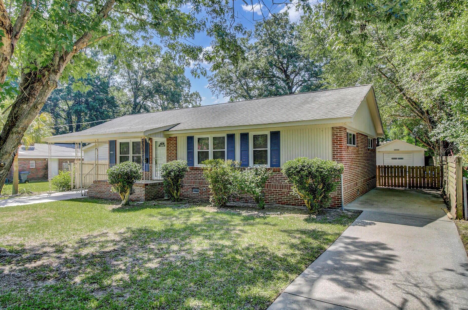 4755 Constellation Dr, Charleston, SC 29418-3413