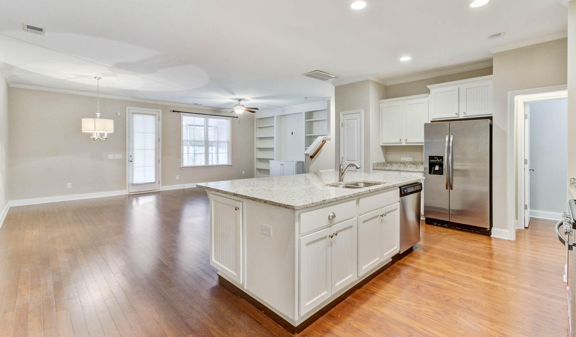 2005 Kings Gate Ln, Mount Pleasant, SC 29466
