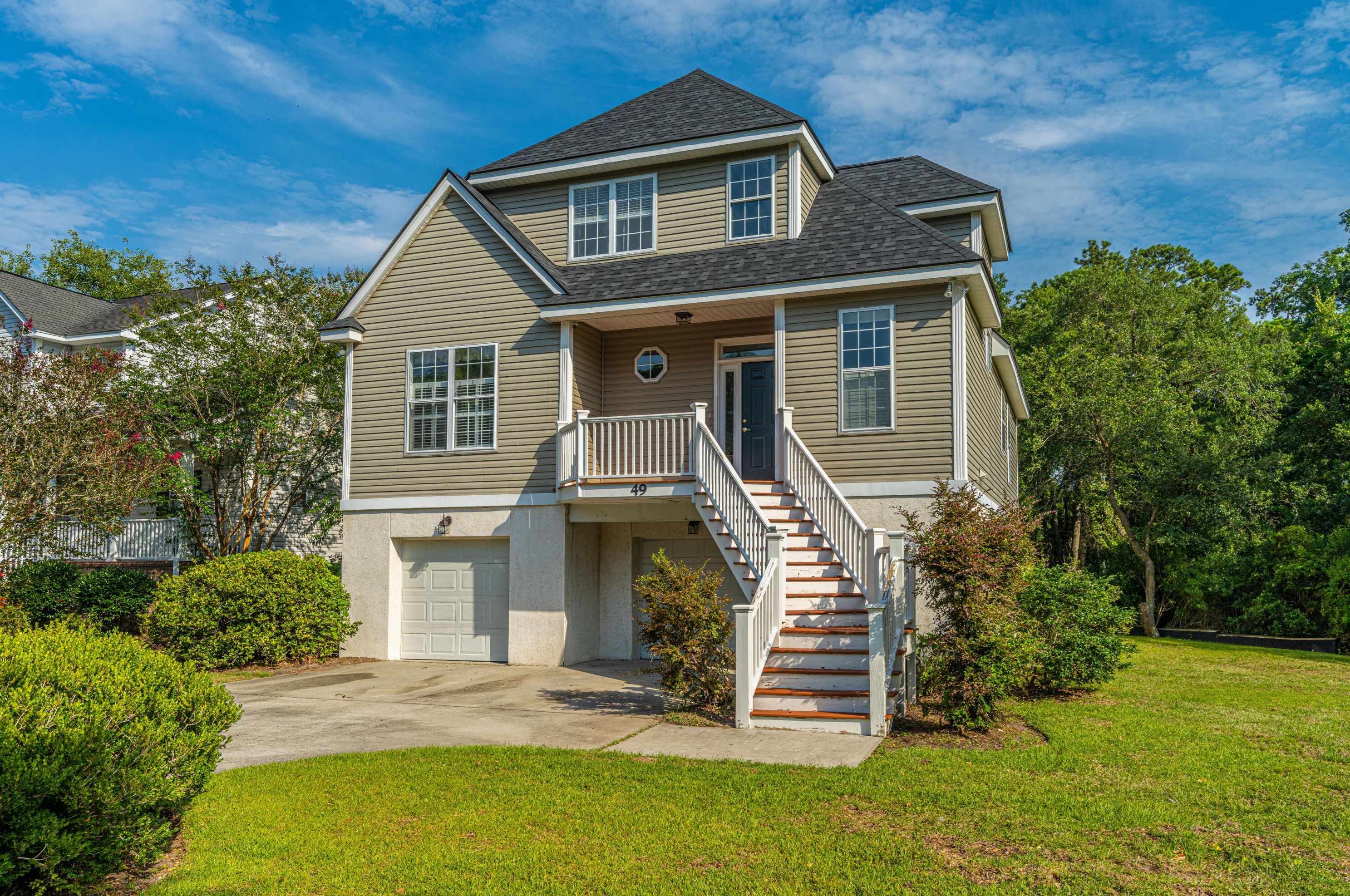 49 Oyster Point Row, Charleston SC  29412-3615 exterior