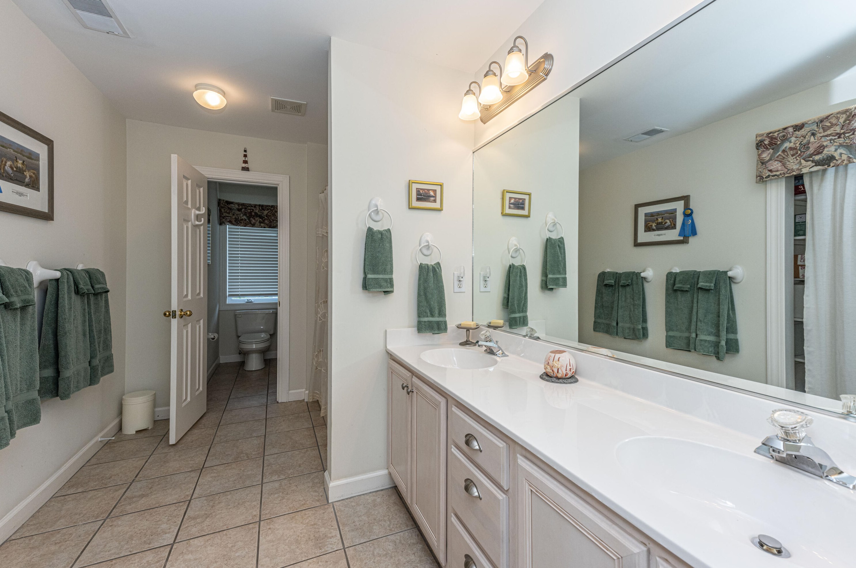 49 Oyster Point Row, Charleston SC  29412-3615 exterior