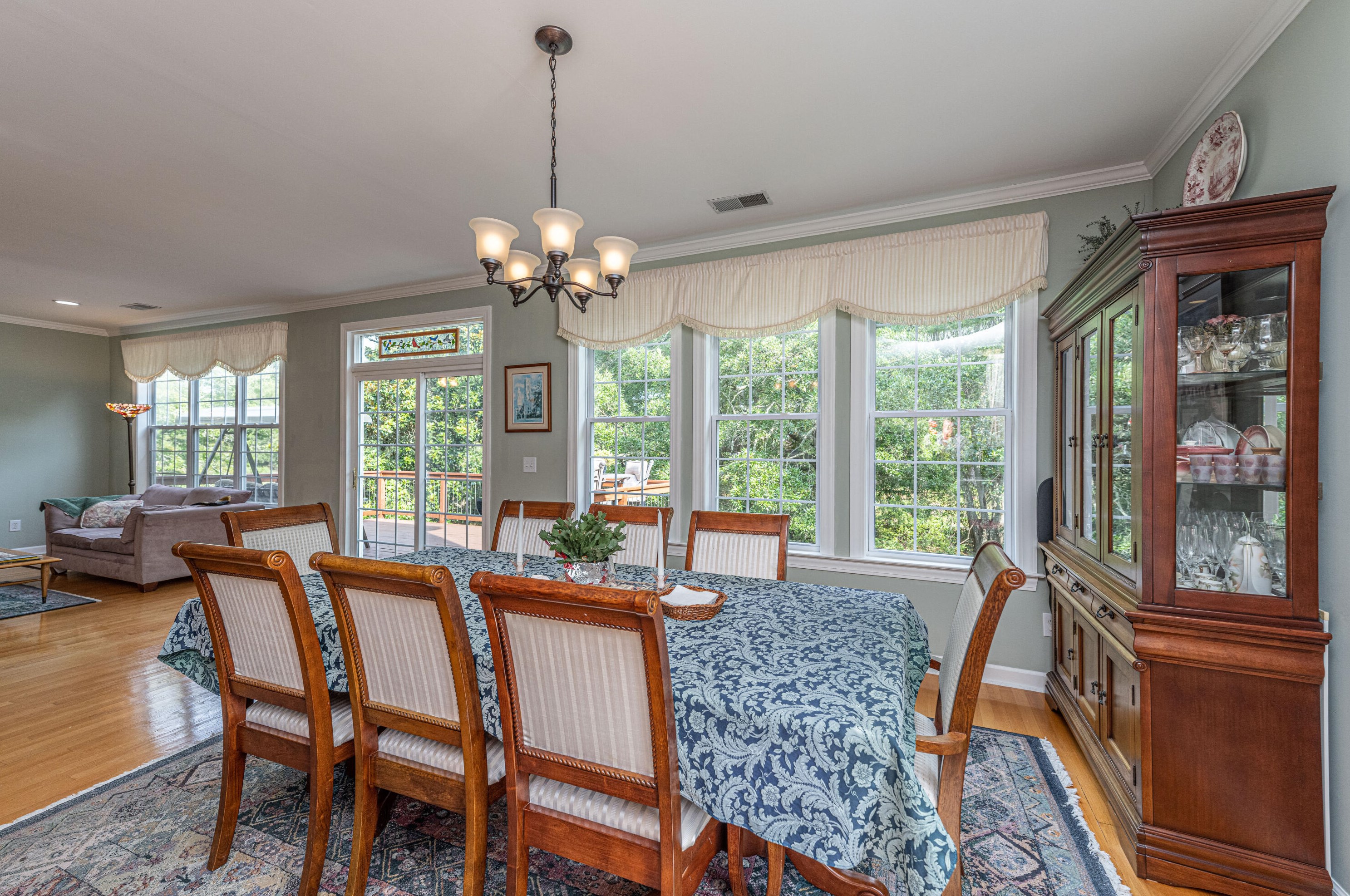 49 Oyster Point Row, Charleston SC  29412-3615 exterior