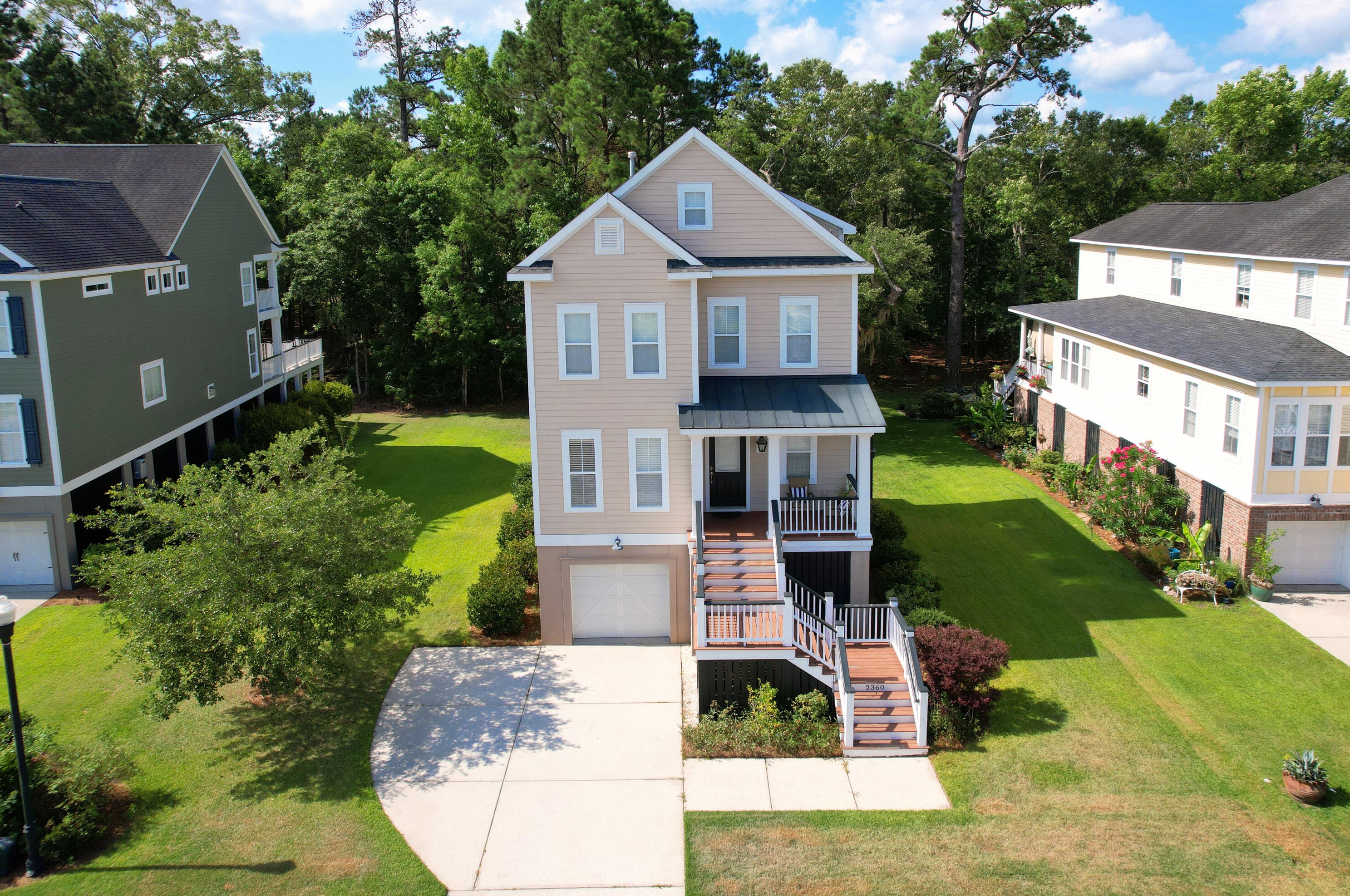 2360 Eagle Creek Dr, Charleston SC  29414-8045 exterior