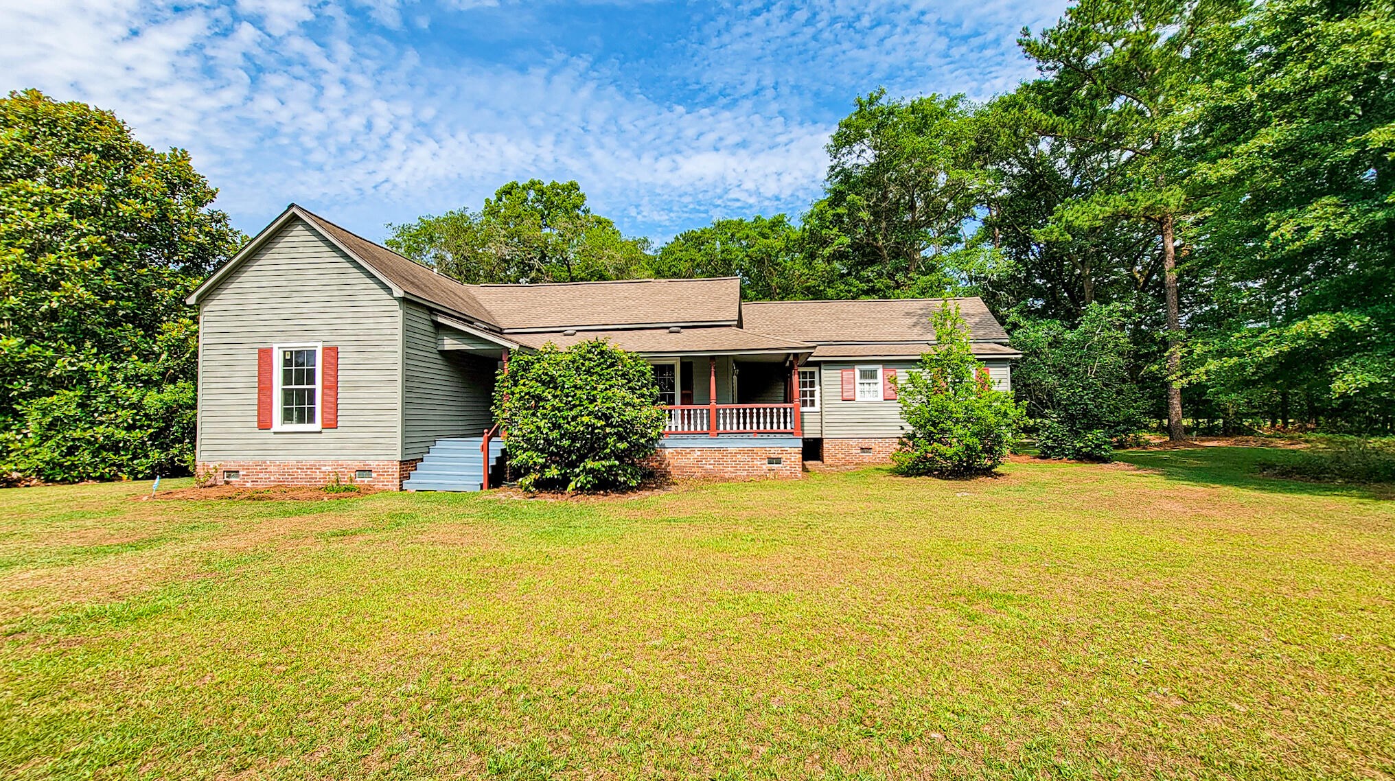 889 Stokes Rd, Walterboro, SC 29488-6897
